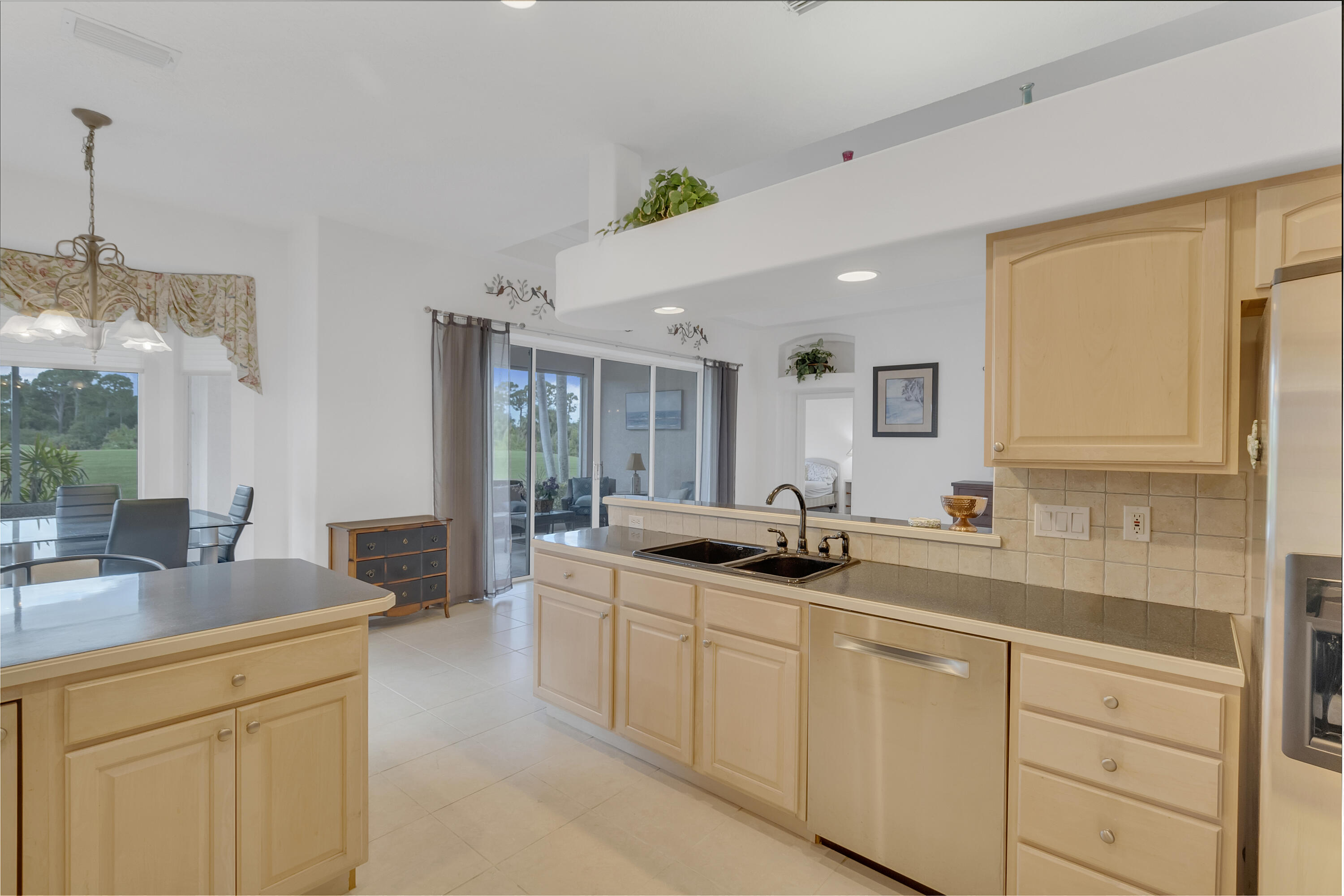 1287 NW Mossy Oak Way