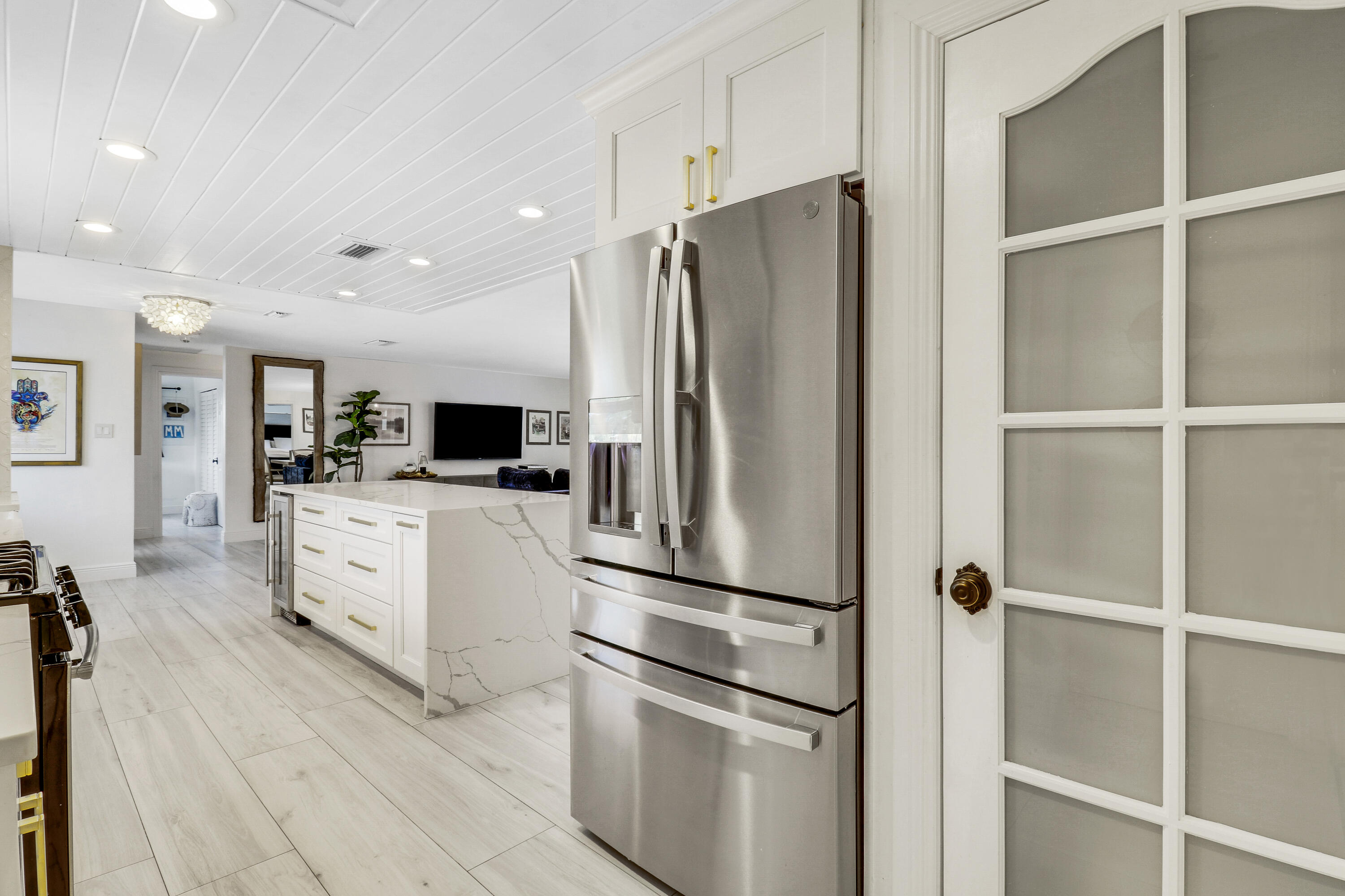 3841 Buttercup Circle S