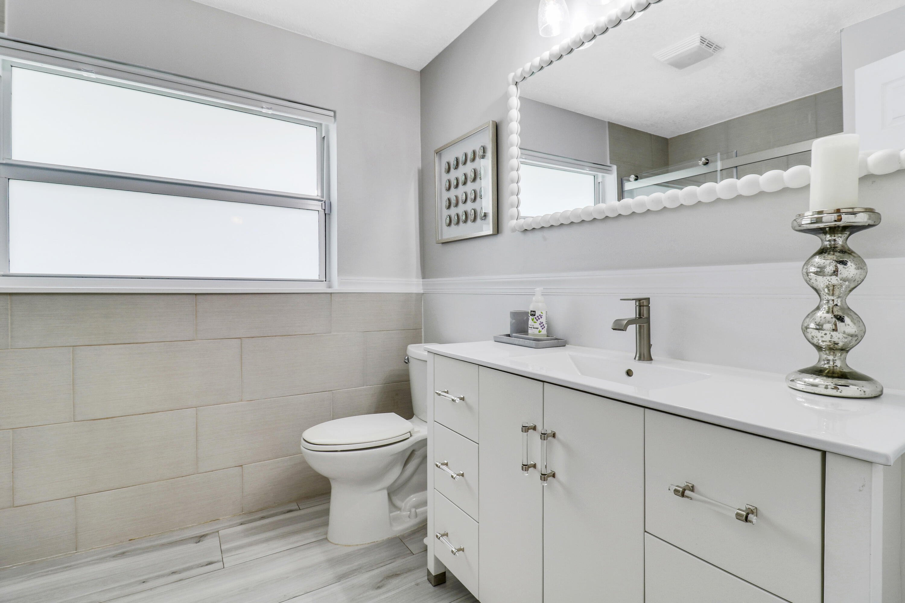 3841 Buttercup Circle S