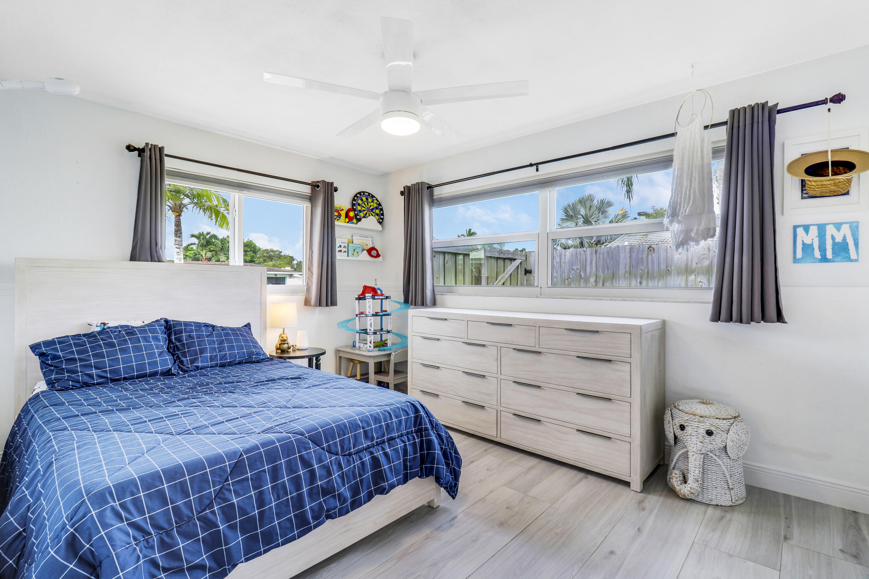 3841 Buttercup Circle S