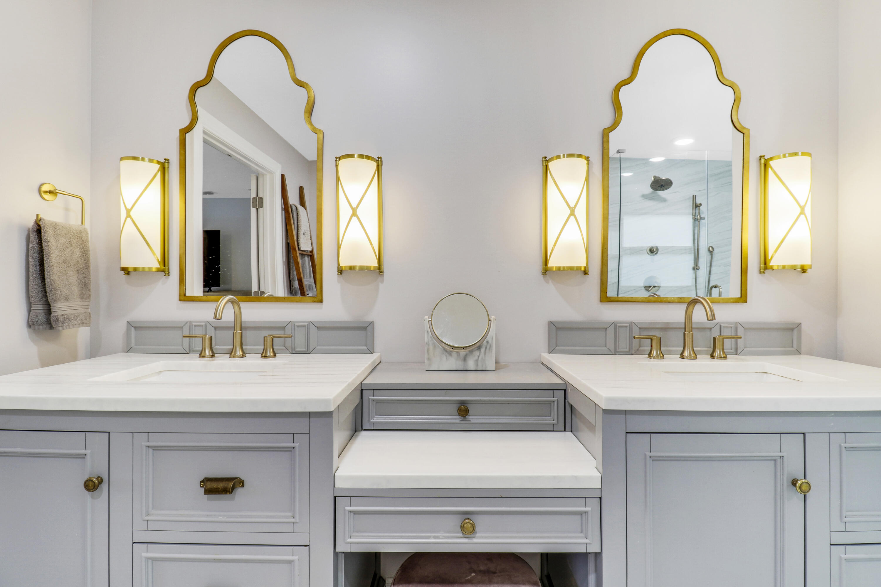 3841 Buttercup Circle S