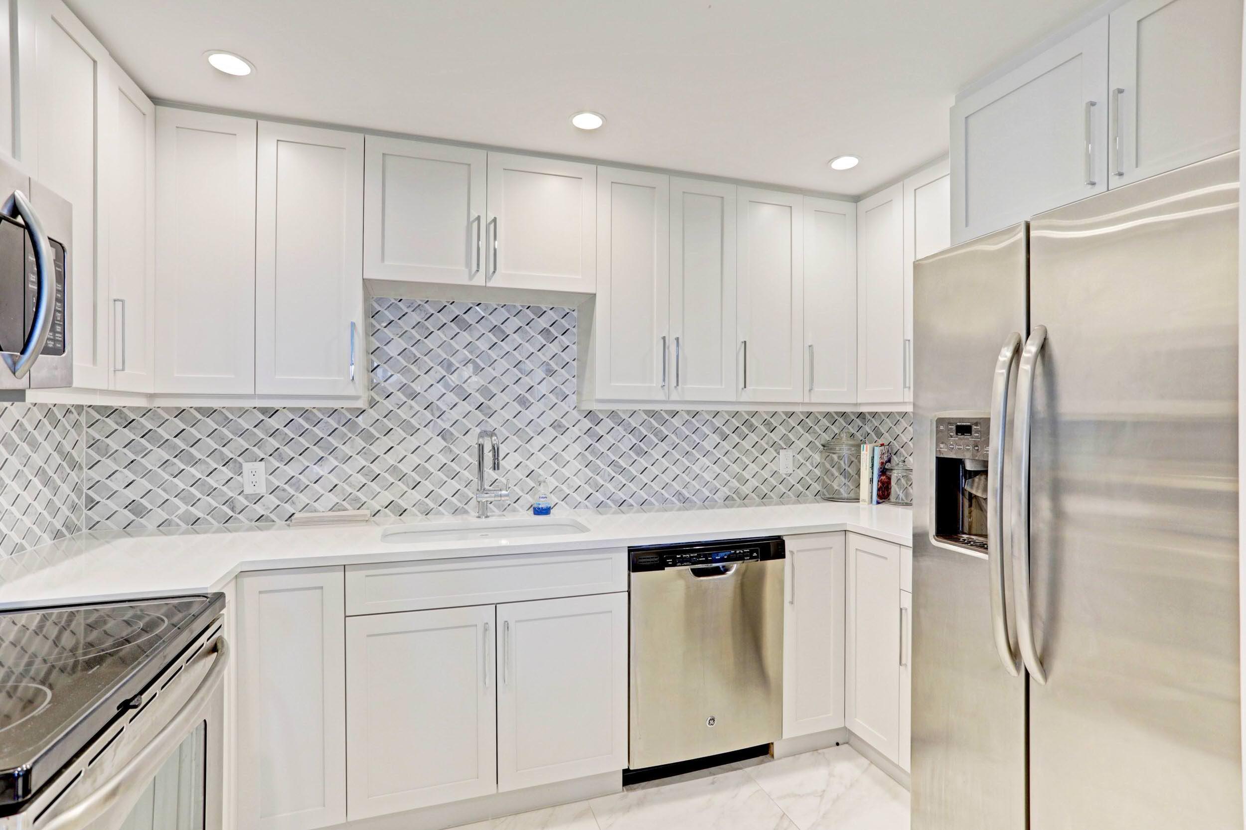 5280 N Ocean Drive 3f