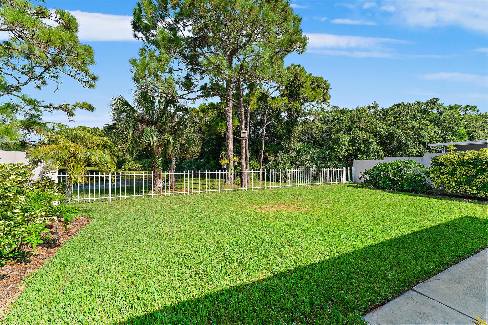 7516 SE Marsh Fern Lane