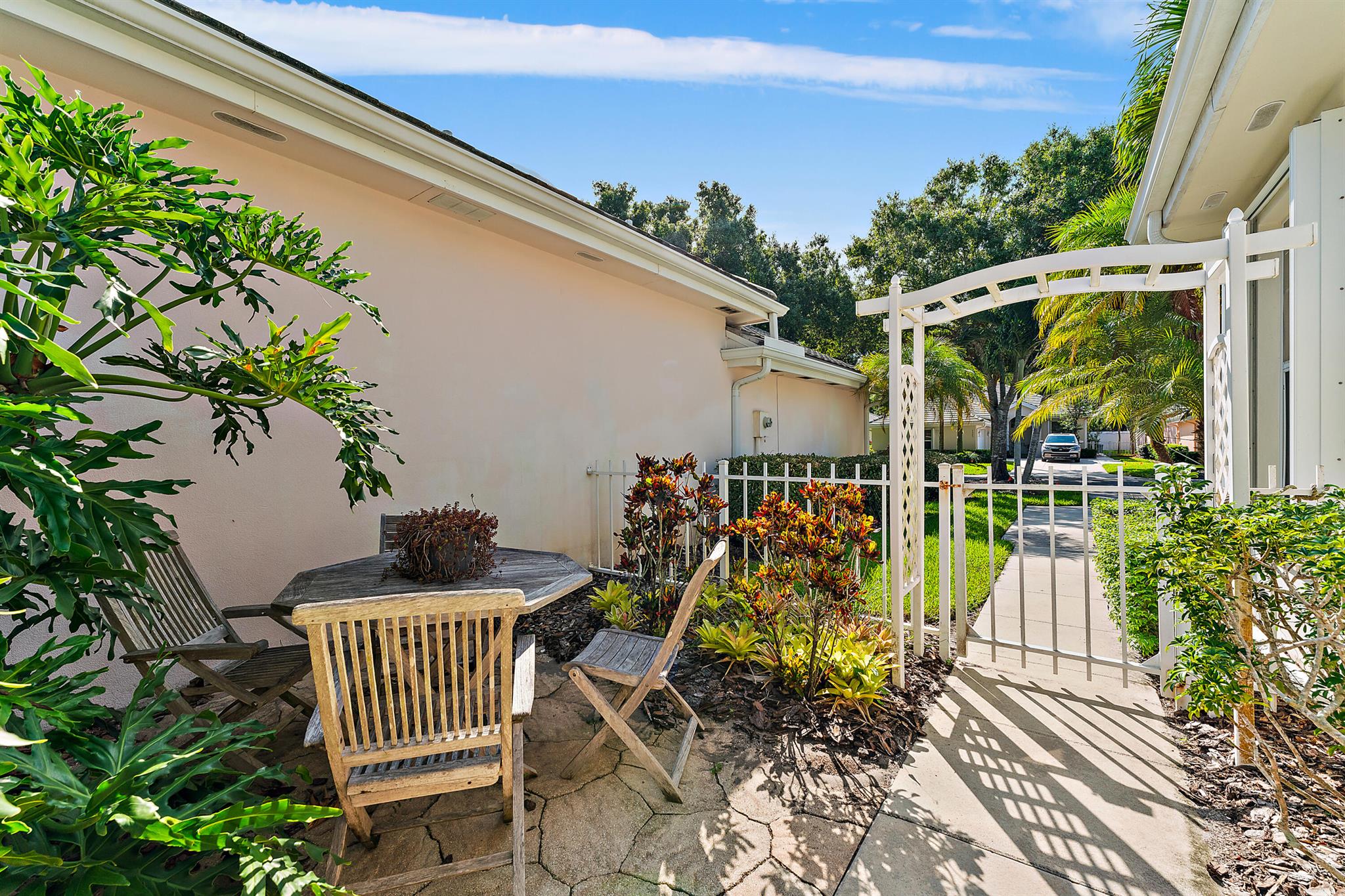 7516 SE Marsh Fern Lane