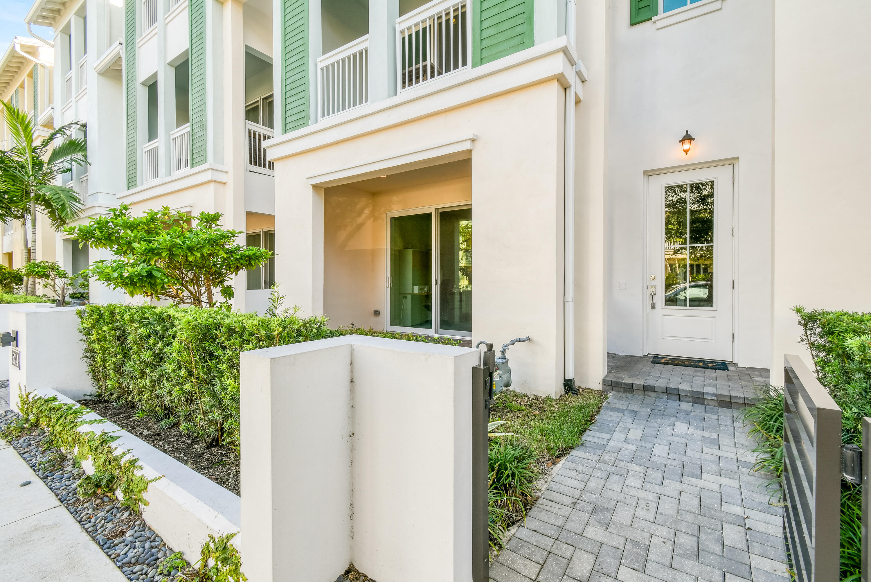 5218 Beckman Terrace