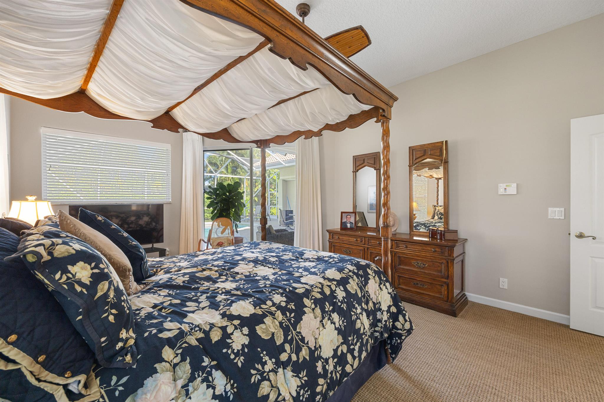 19077 SE Loxahatchee River Road