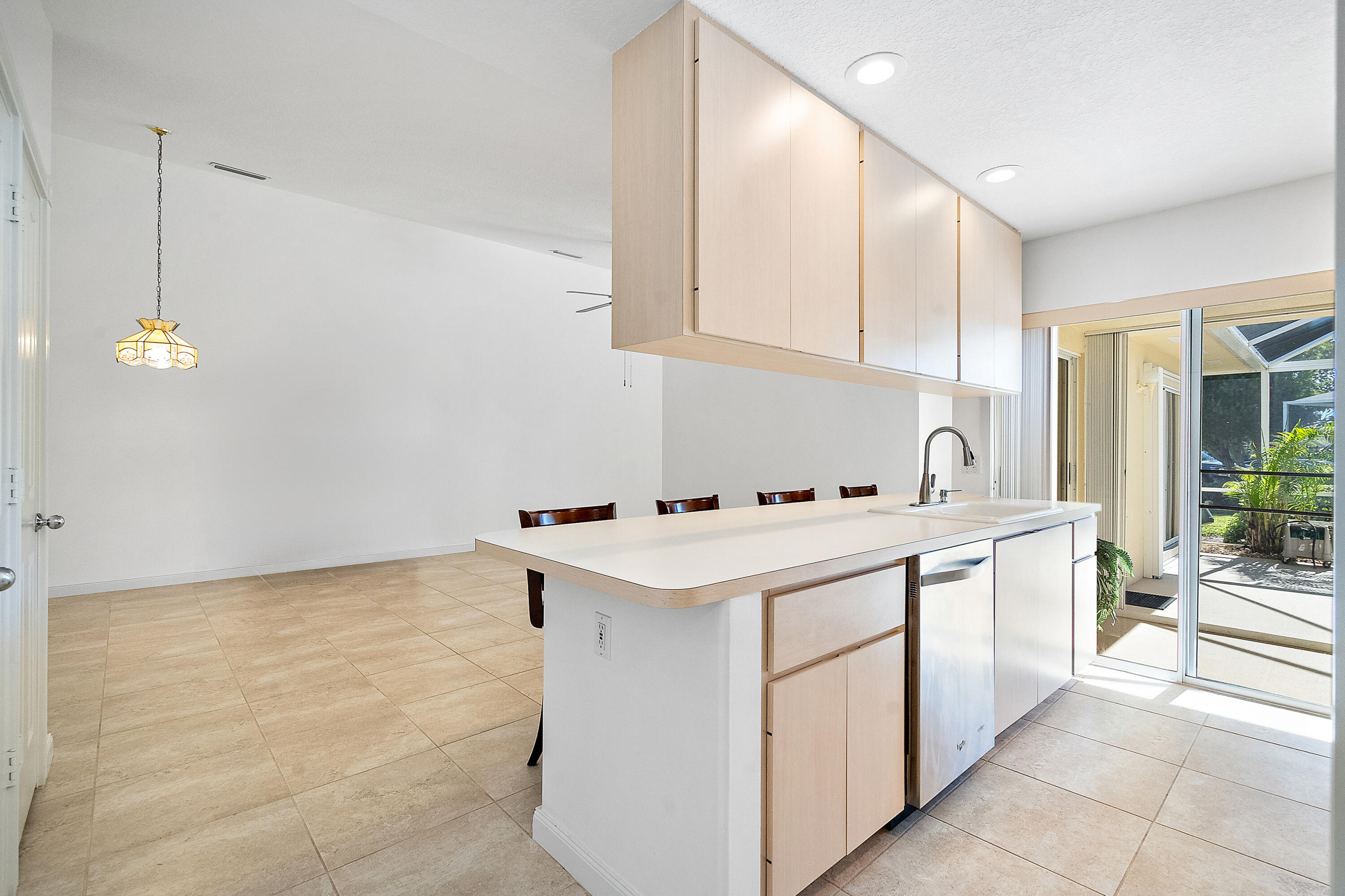 1226 NW Sun Terrace Circle D