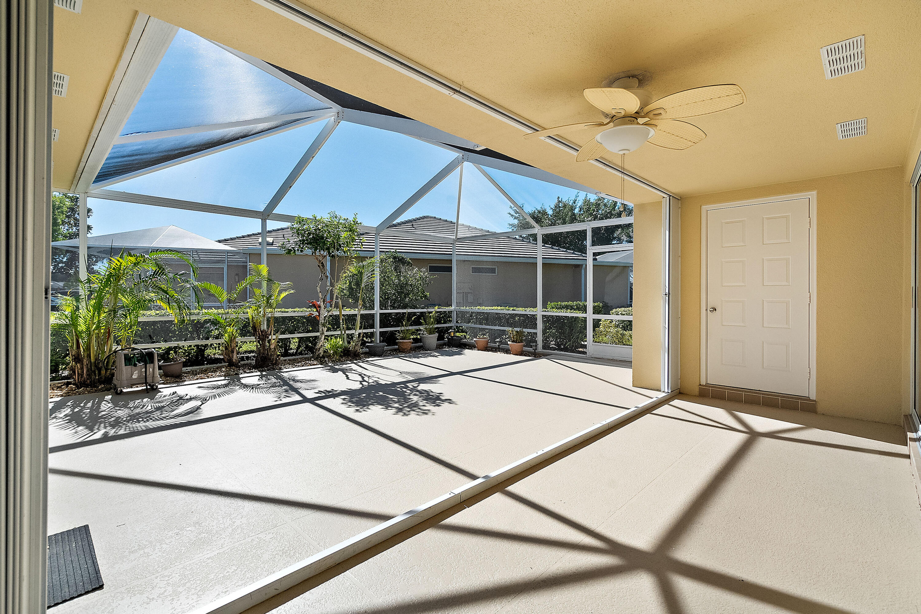 1226 NW Sun Terrace Circle D