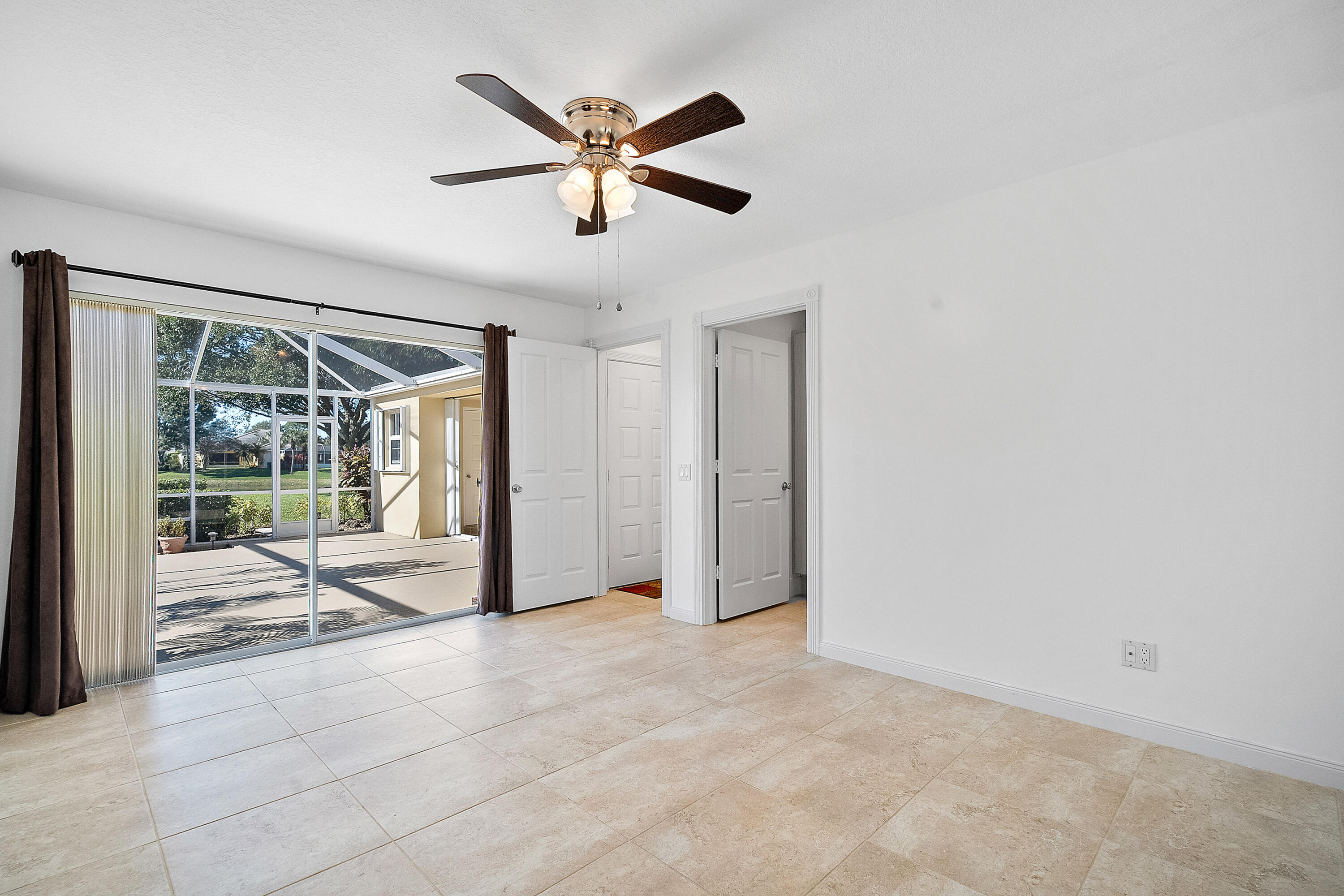 1226 NW Sun Terrace Circle D