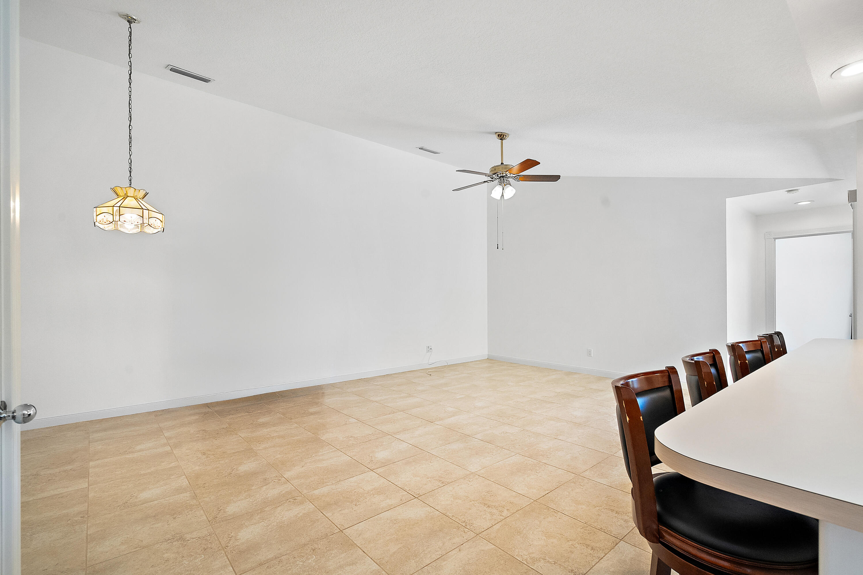 1226 NW Sun Terrace Circle D