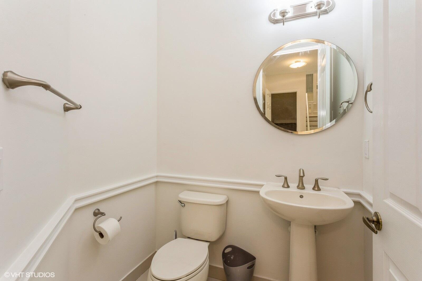 1120 Piccadilly Street