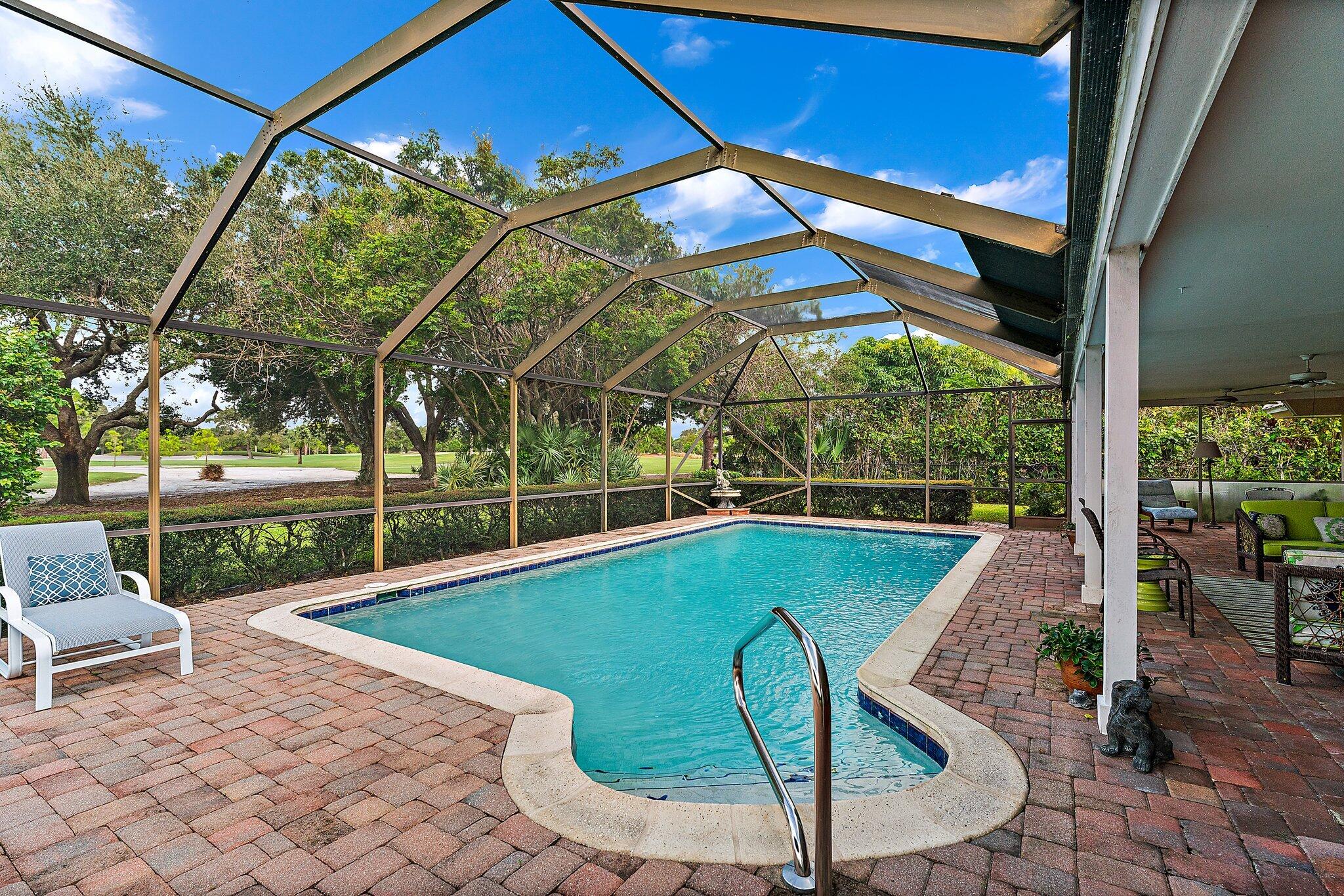 138 SE Turtle Creek Drive