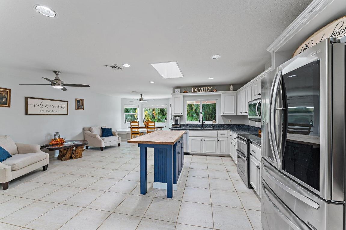 2505 SE Ranch Acres Circle