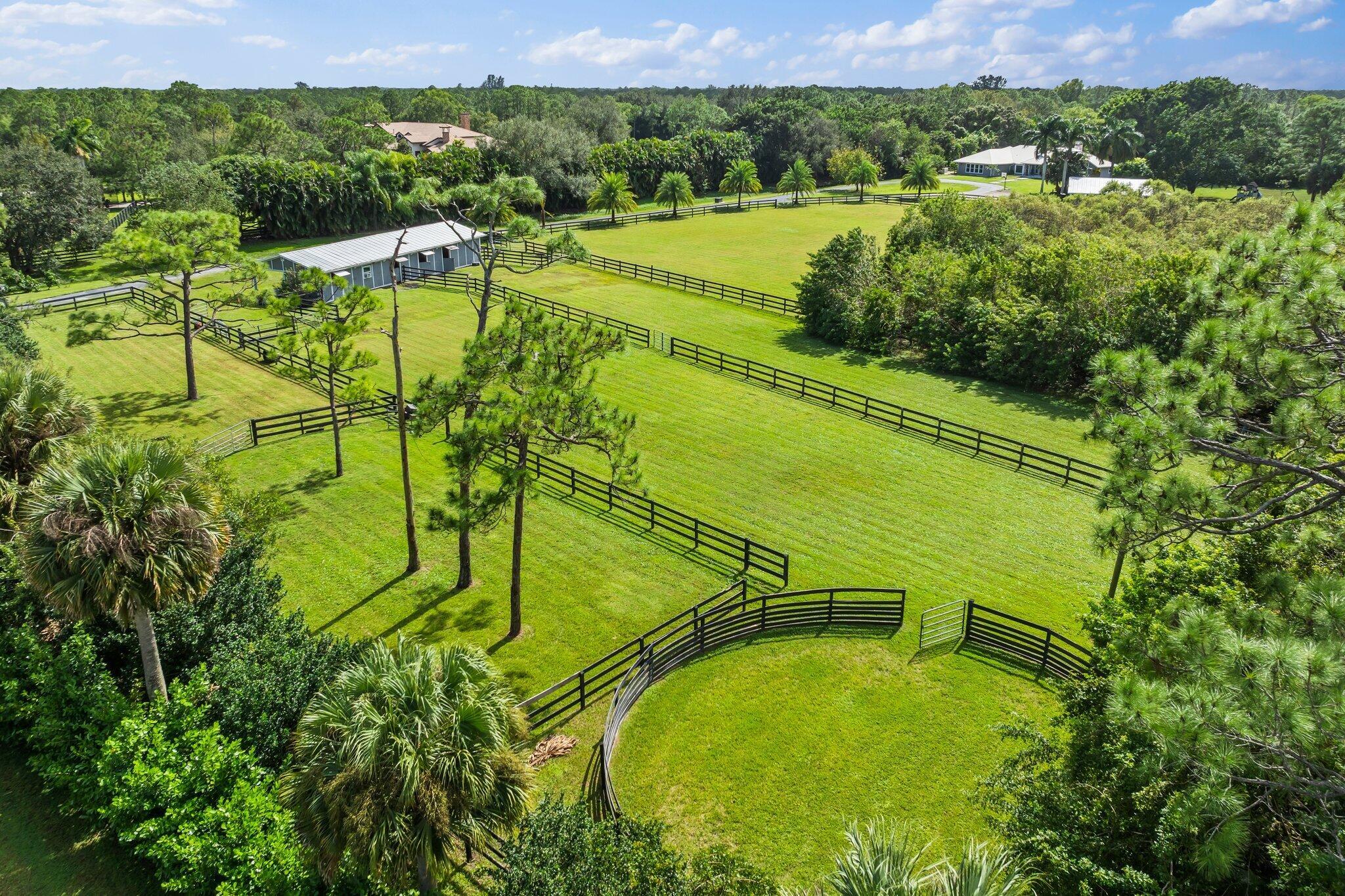 2505 SE Ranch Acres Circle