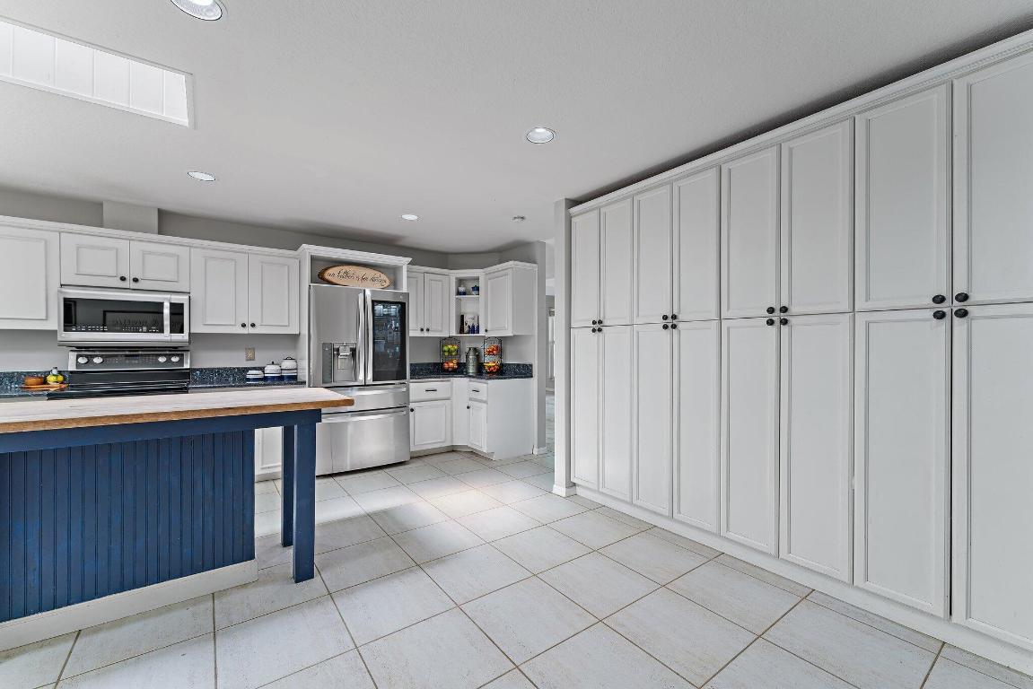 2505 SE Ranch Acres Circle