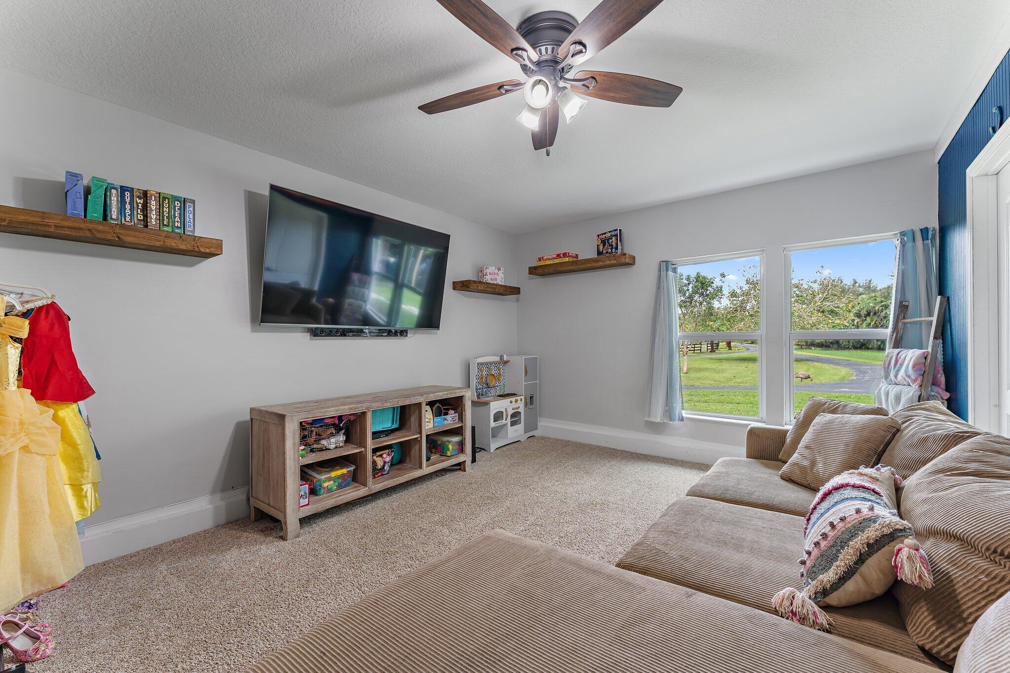 2505 SE Ranch Acres Circle