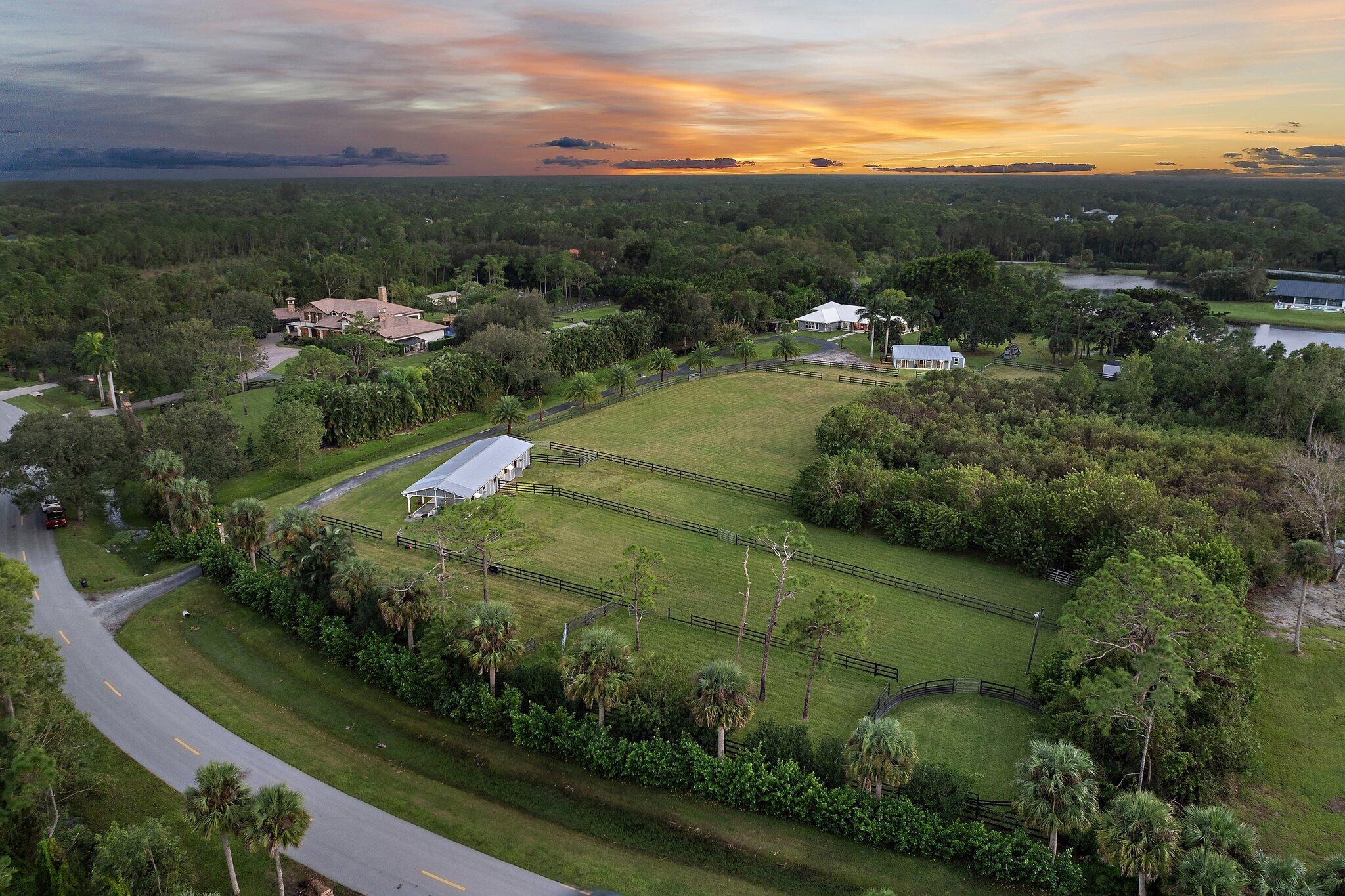 2505 SE Ranch Acres Circle