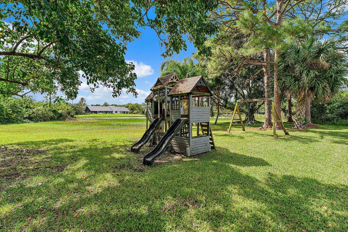 2505 SE Ranch Acres Circle