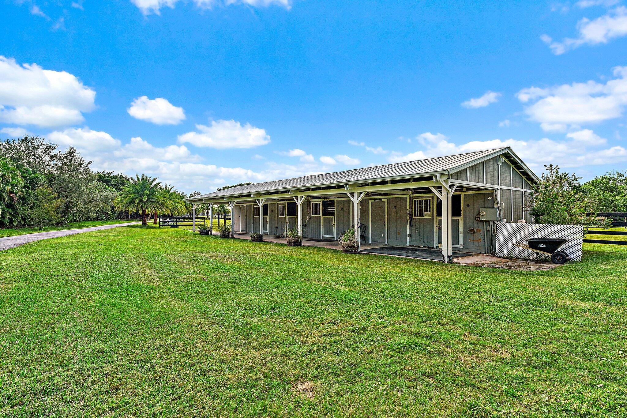 2505 SE Ranch Acres Circle