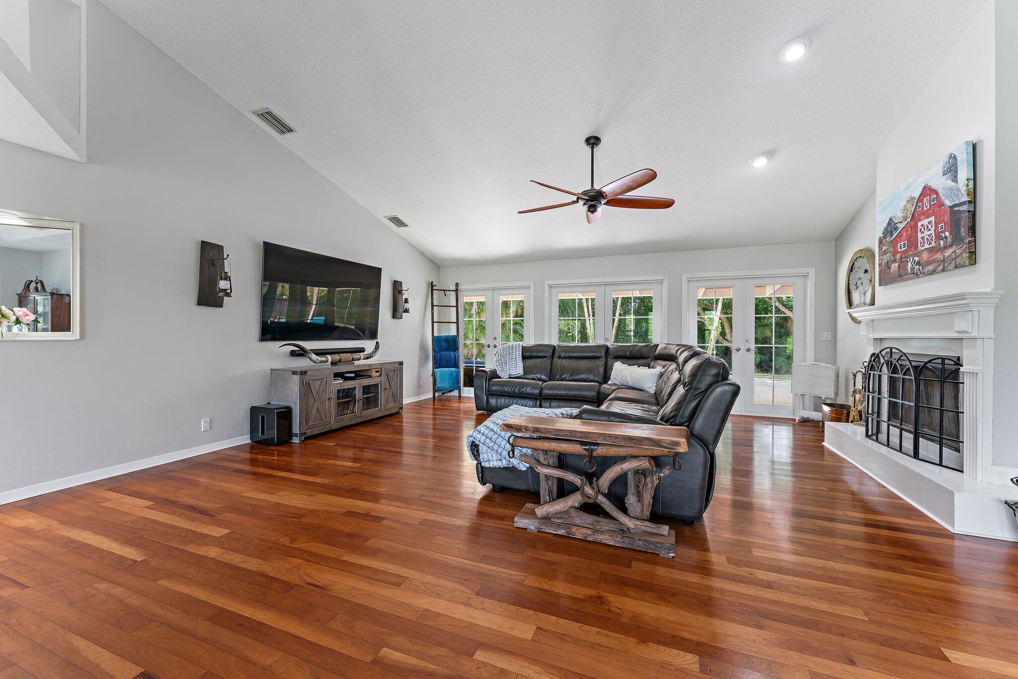 2505 SE Ranch Acres Circle