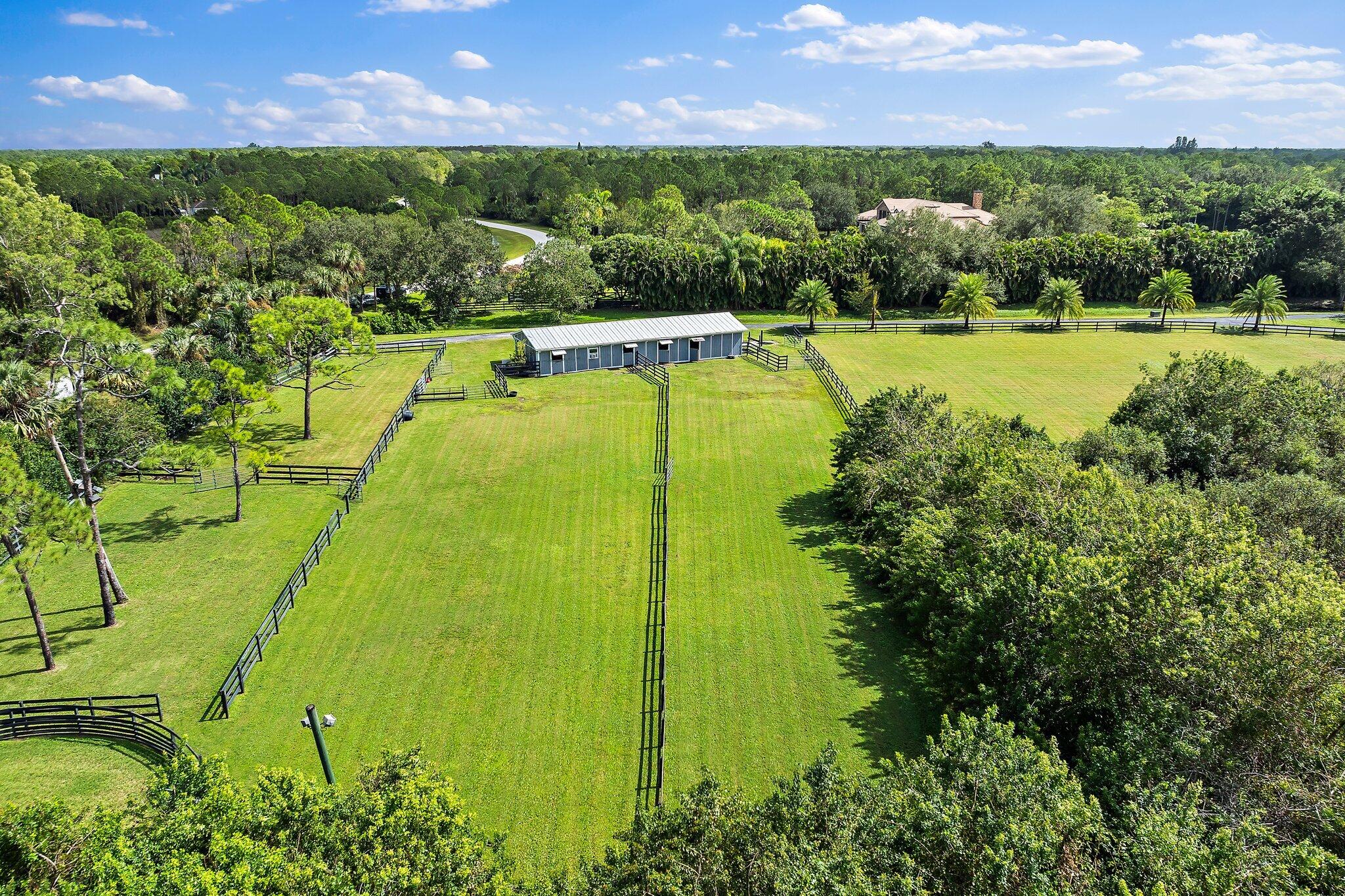 2505 SE Ranch Acres Circle