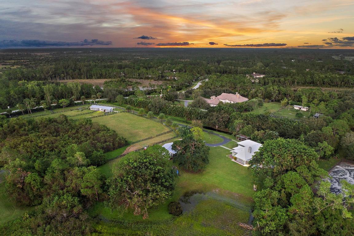 2505 SE Ranch Acres Circle