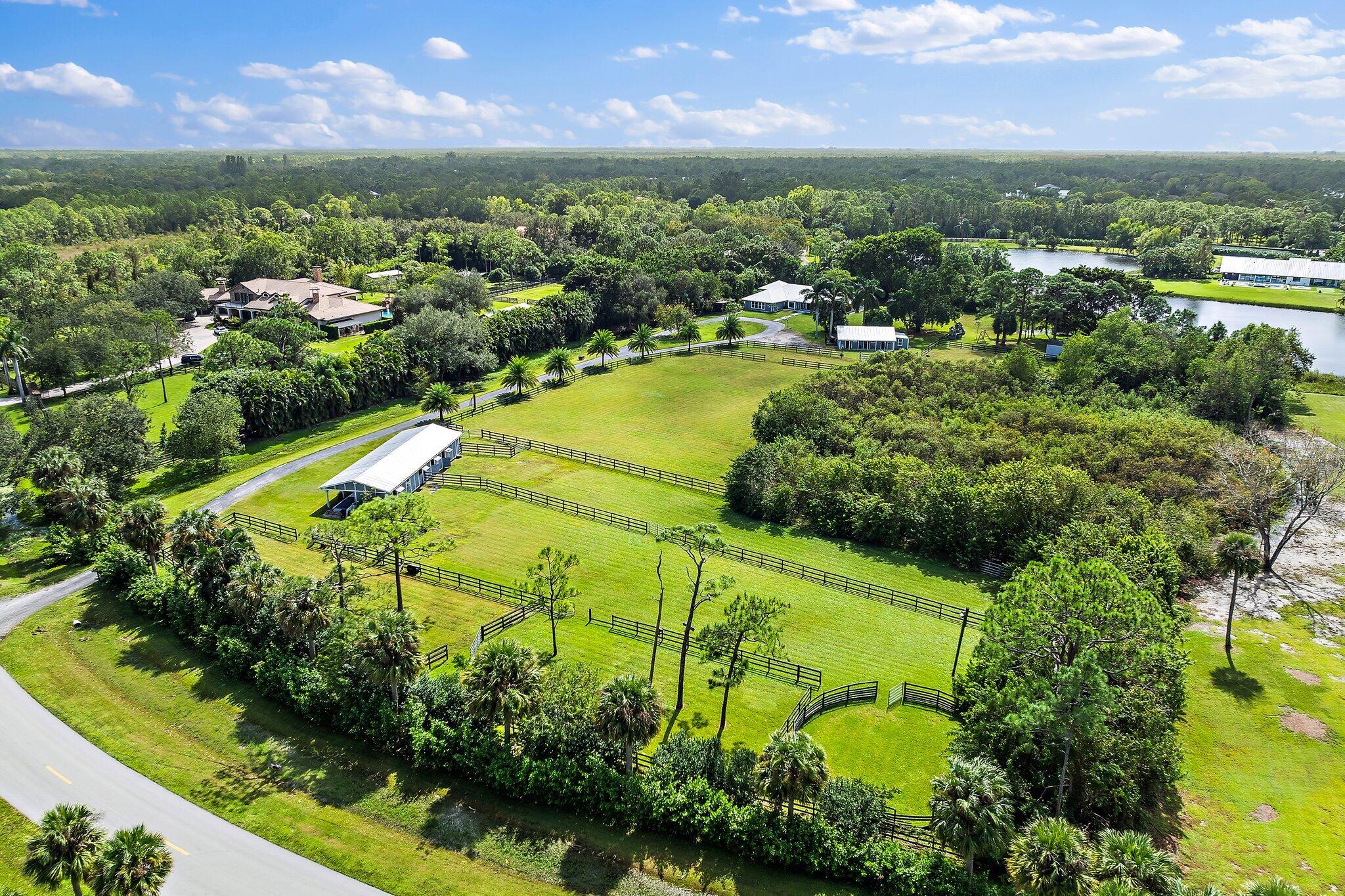 2505 SE Ranch Acres Circle