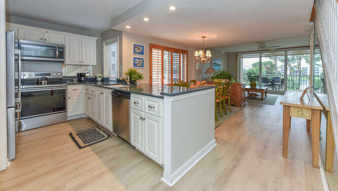 353 S Us Highway 1 C301