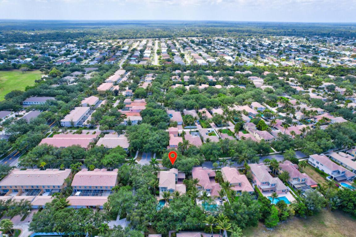 4041 Community Drive