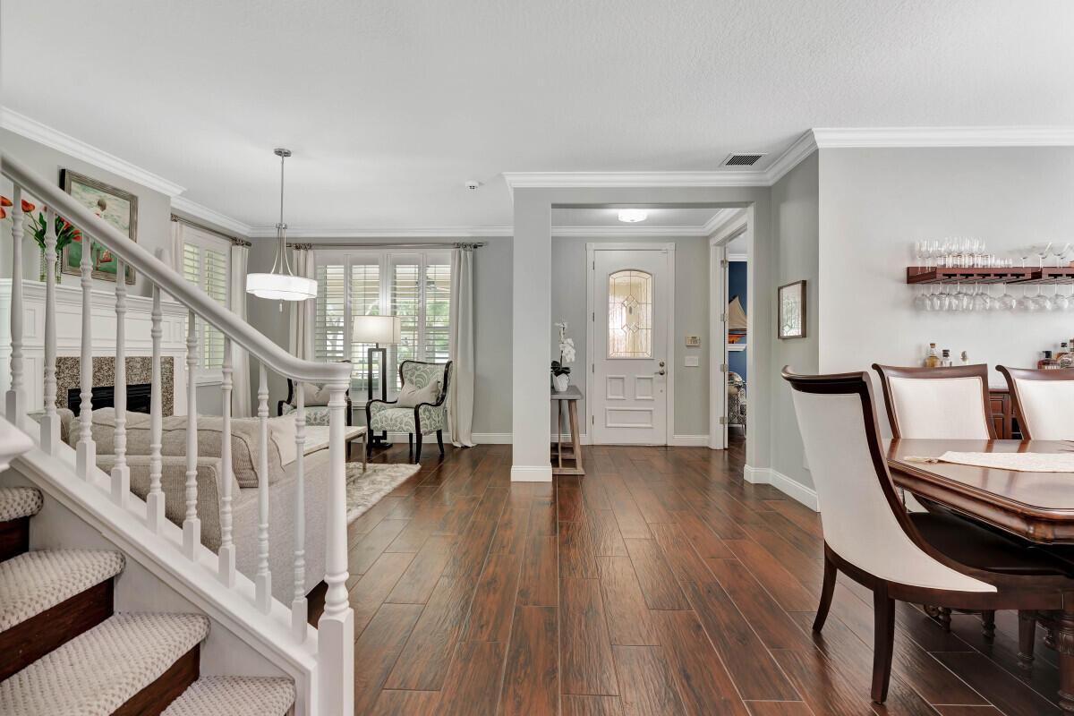 4041 Community Drive