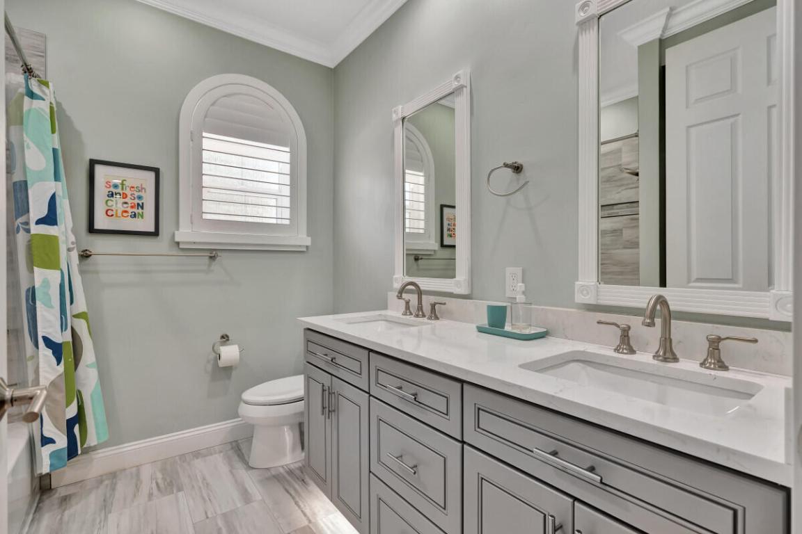 4041 Community Drive