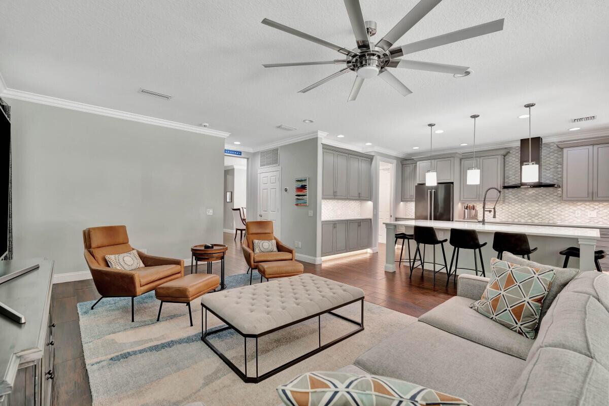 4041 Community Drive