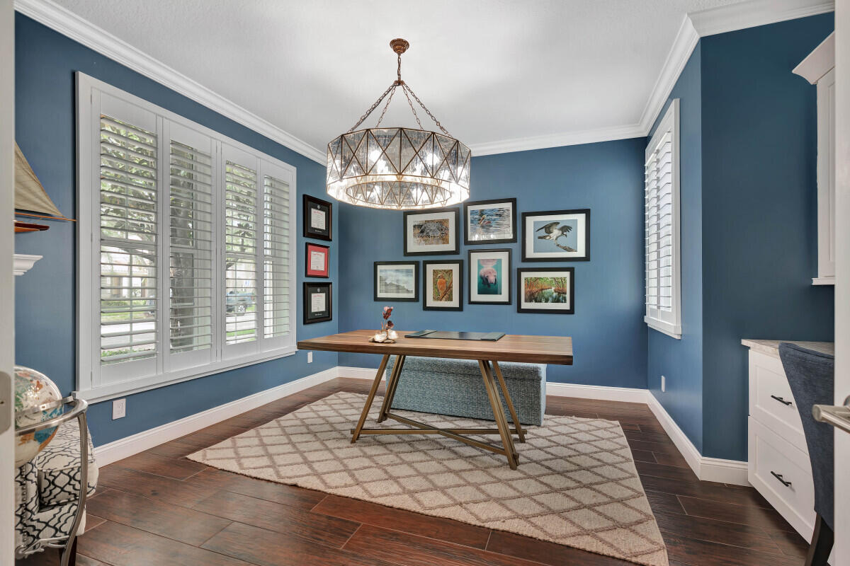 4041 Community Drive