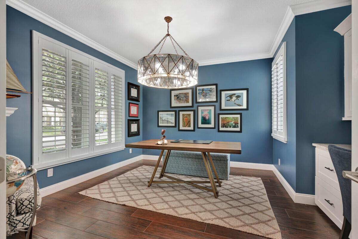 4041 Community Drive