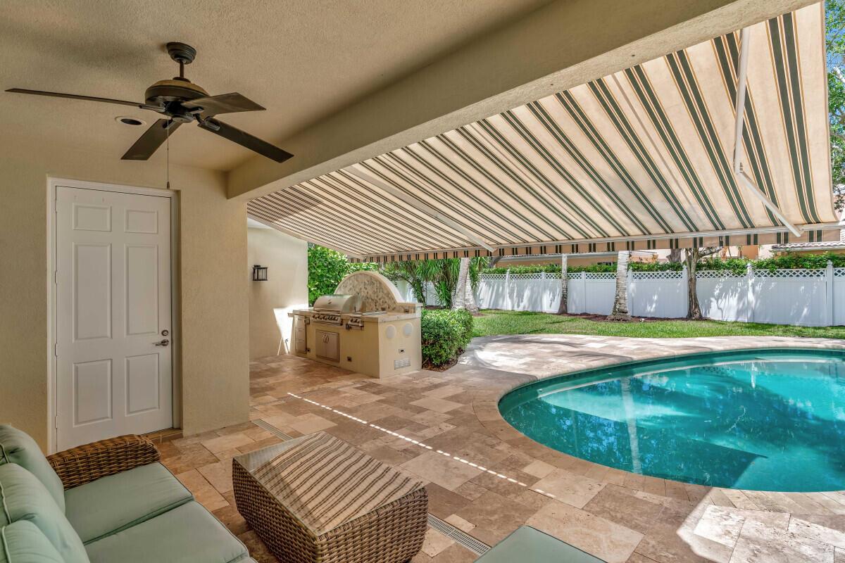 4041 Community Drive