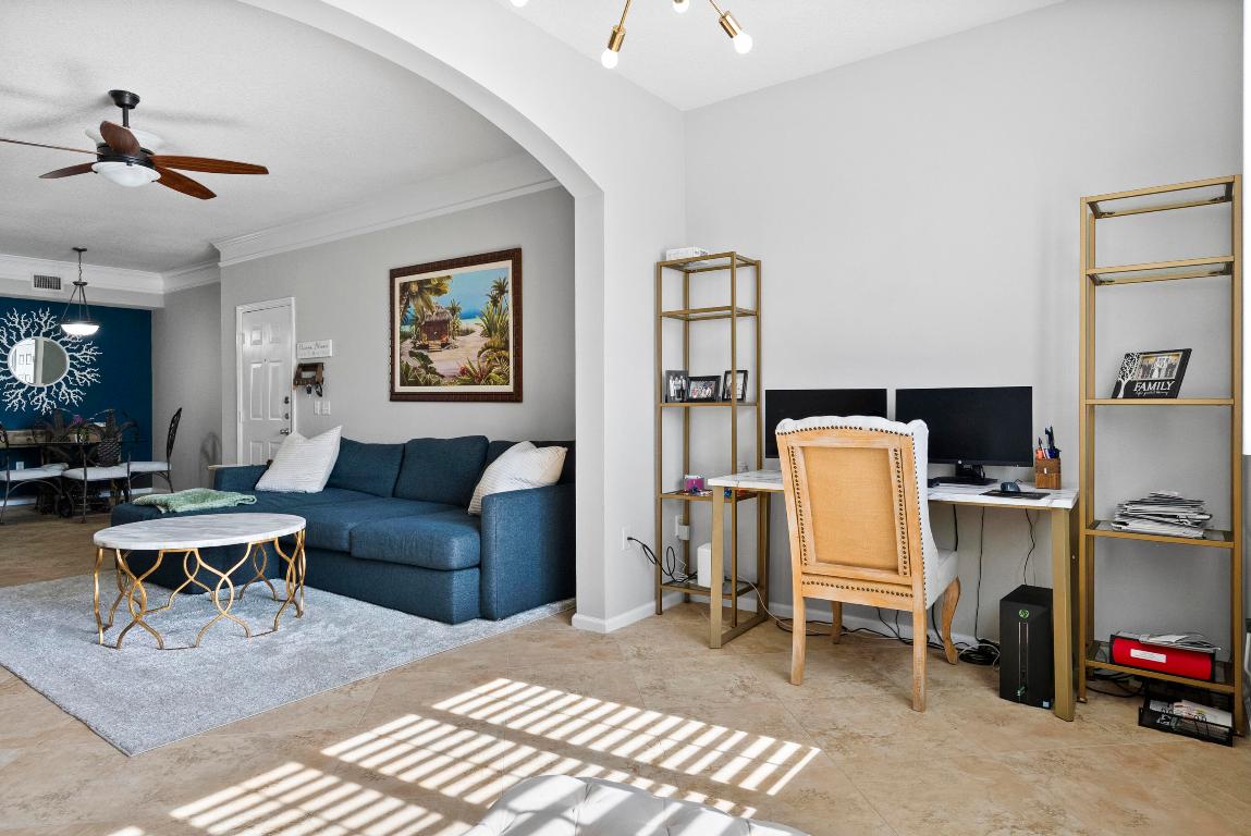 3303 Myrtlewood Circle E