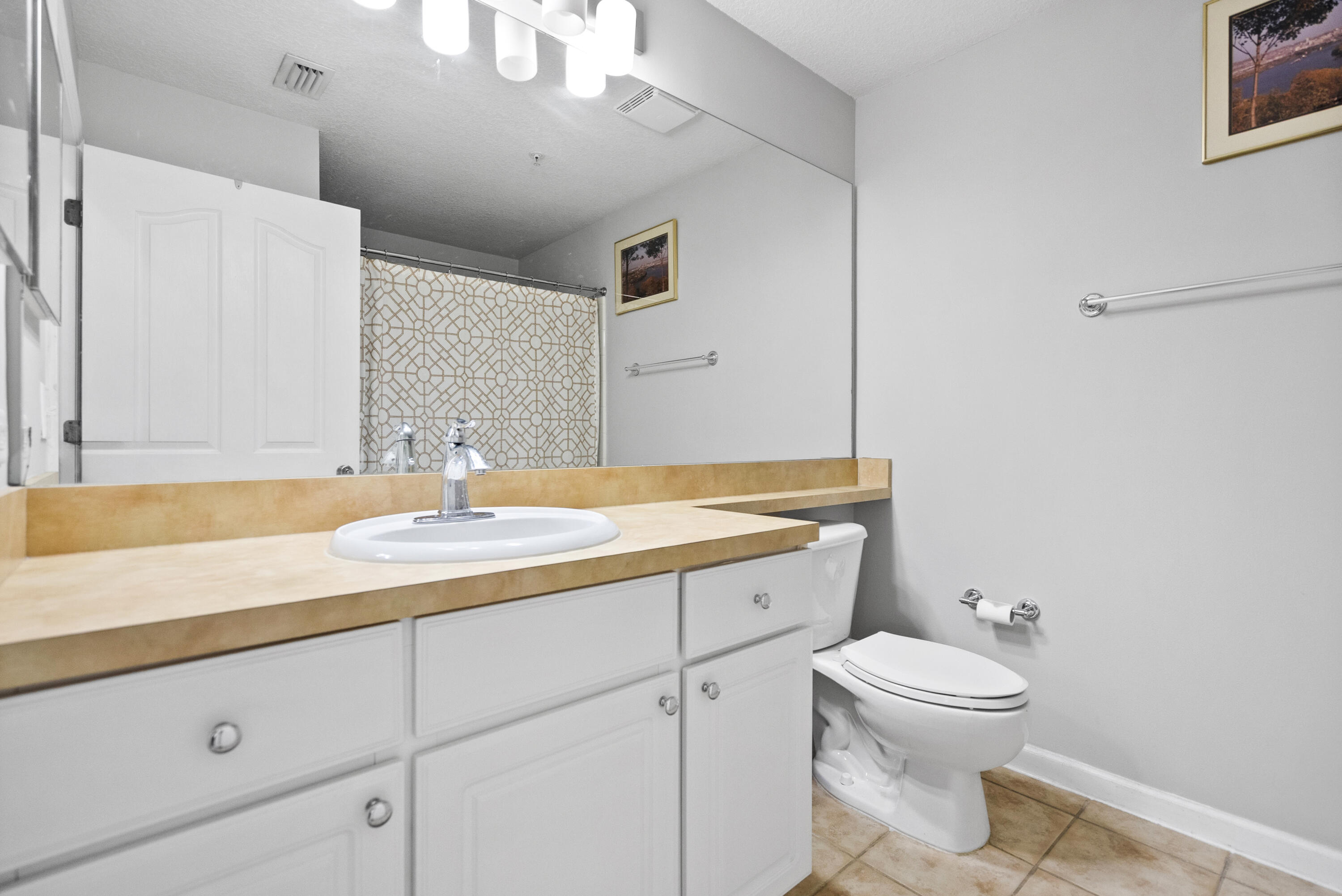 3303 Myrtlewood Circle E