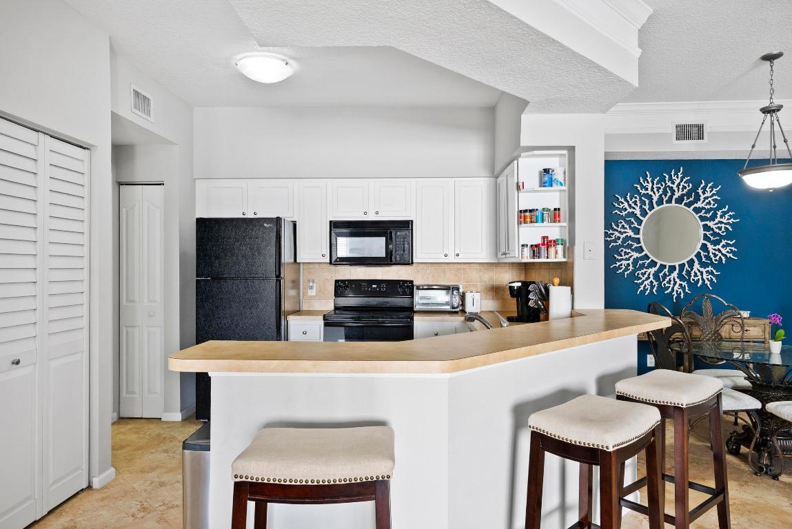 3303 Myrtlewood Circle E