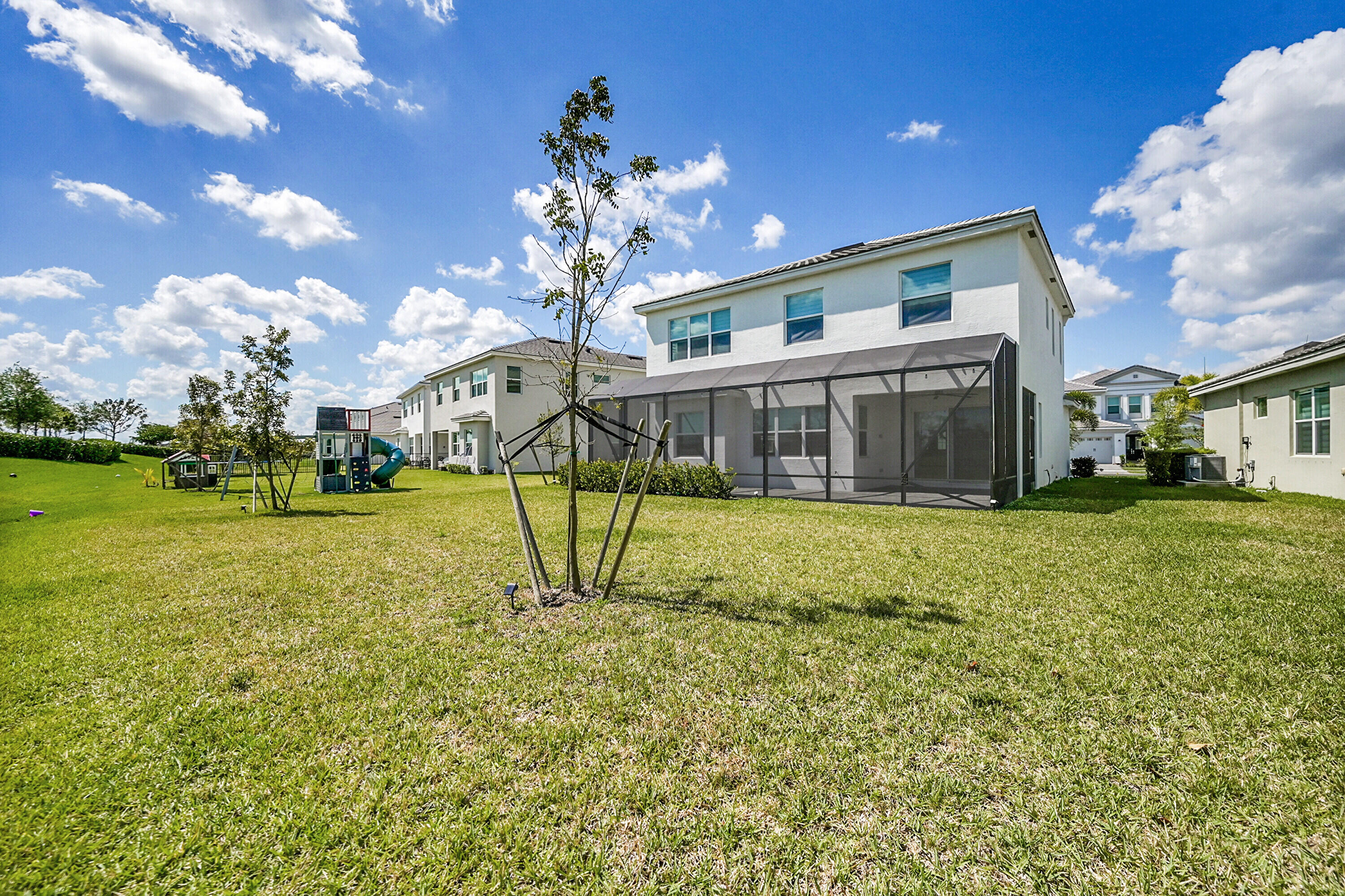 5452 Macoon Way