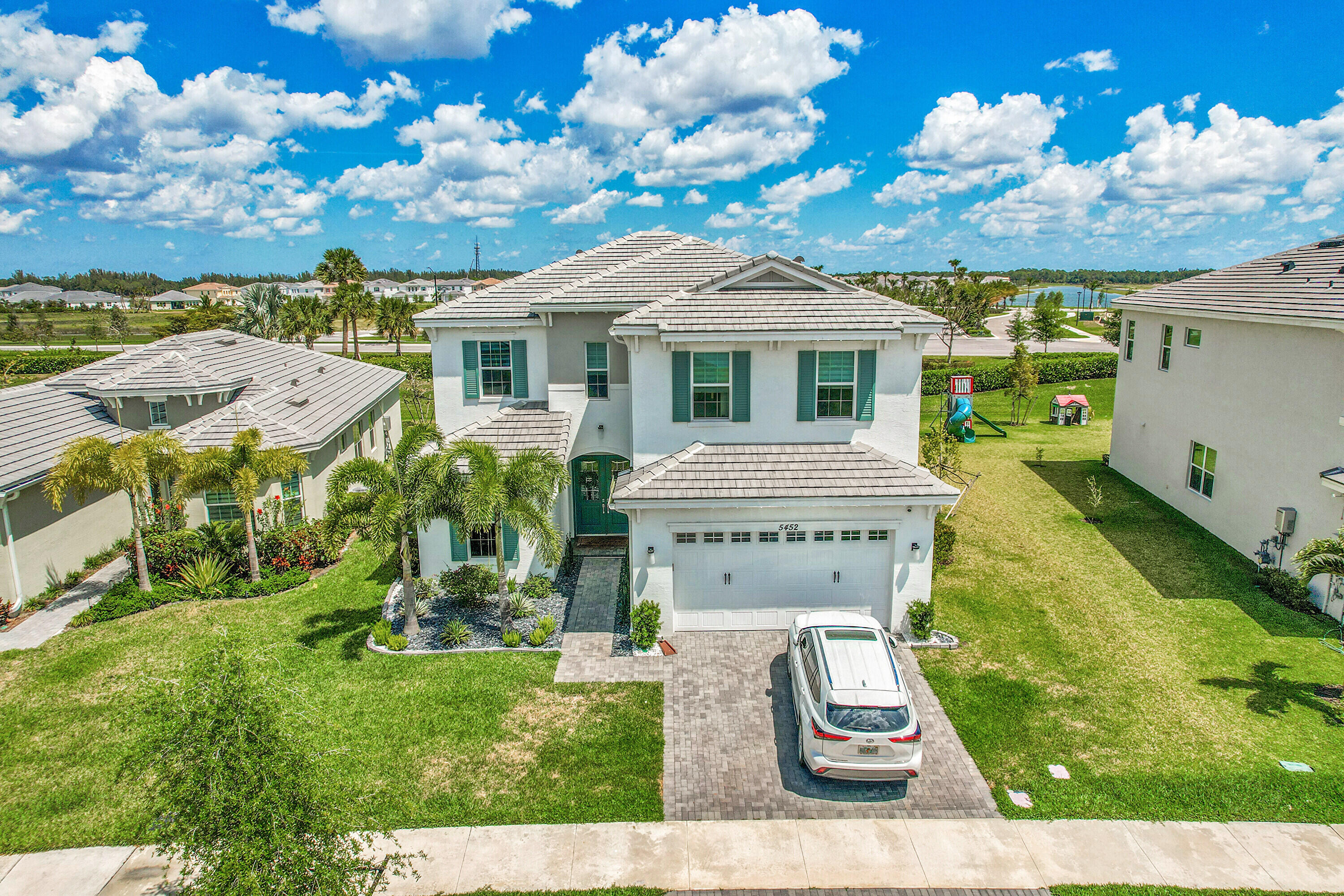 5452 Macoon Way