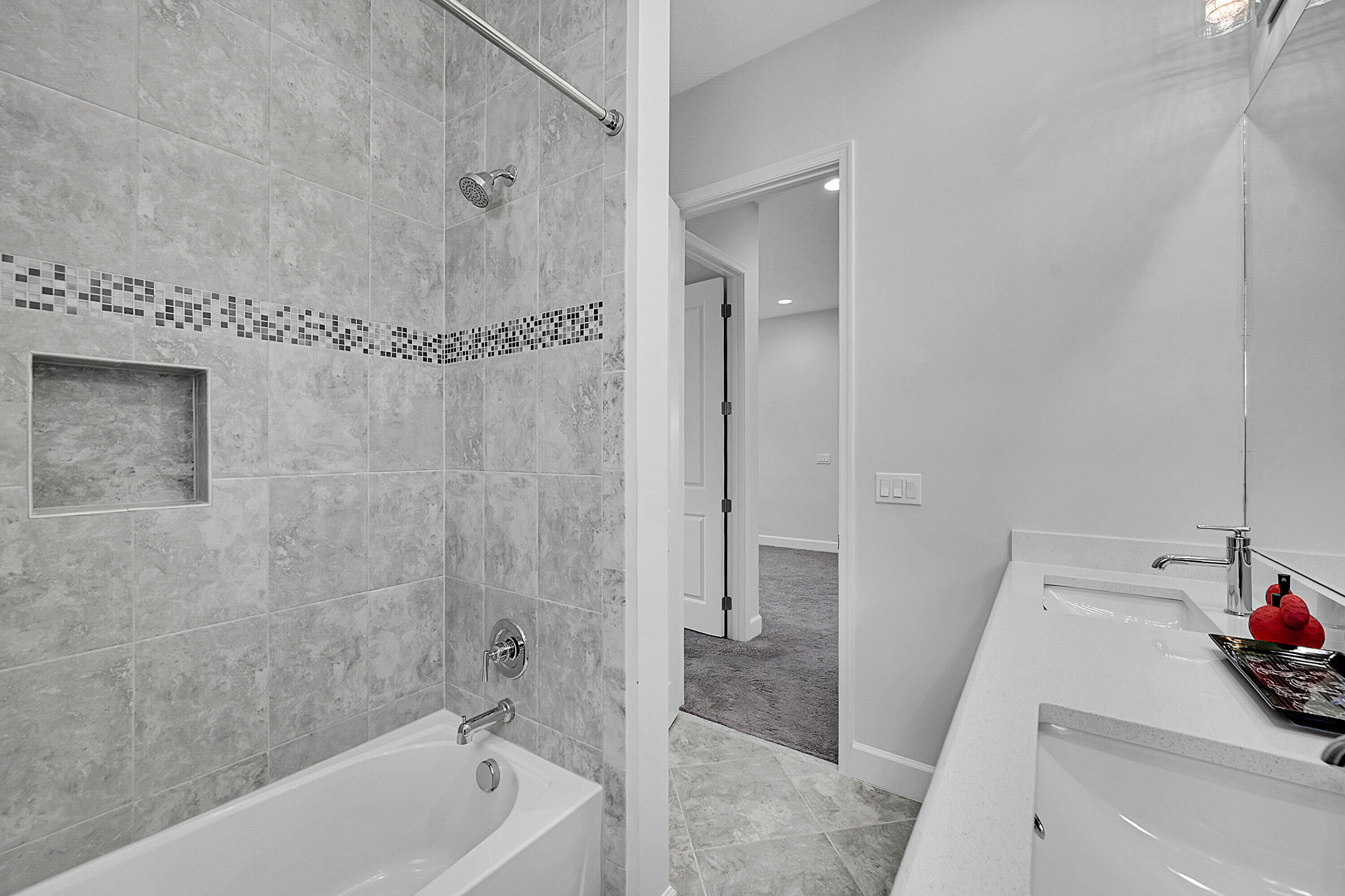 5452 Macoon Way