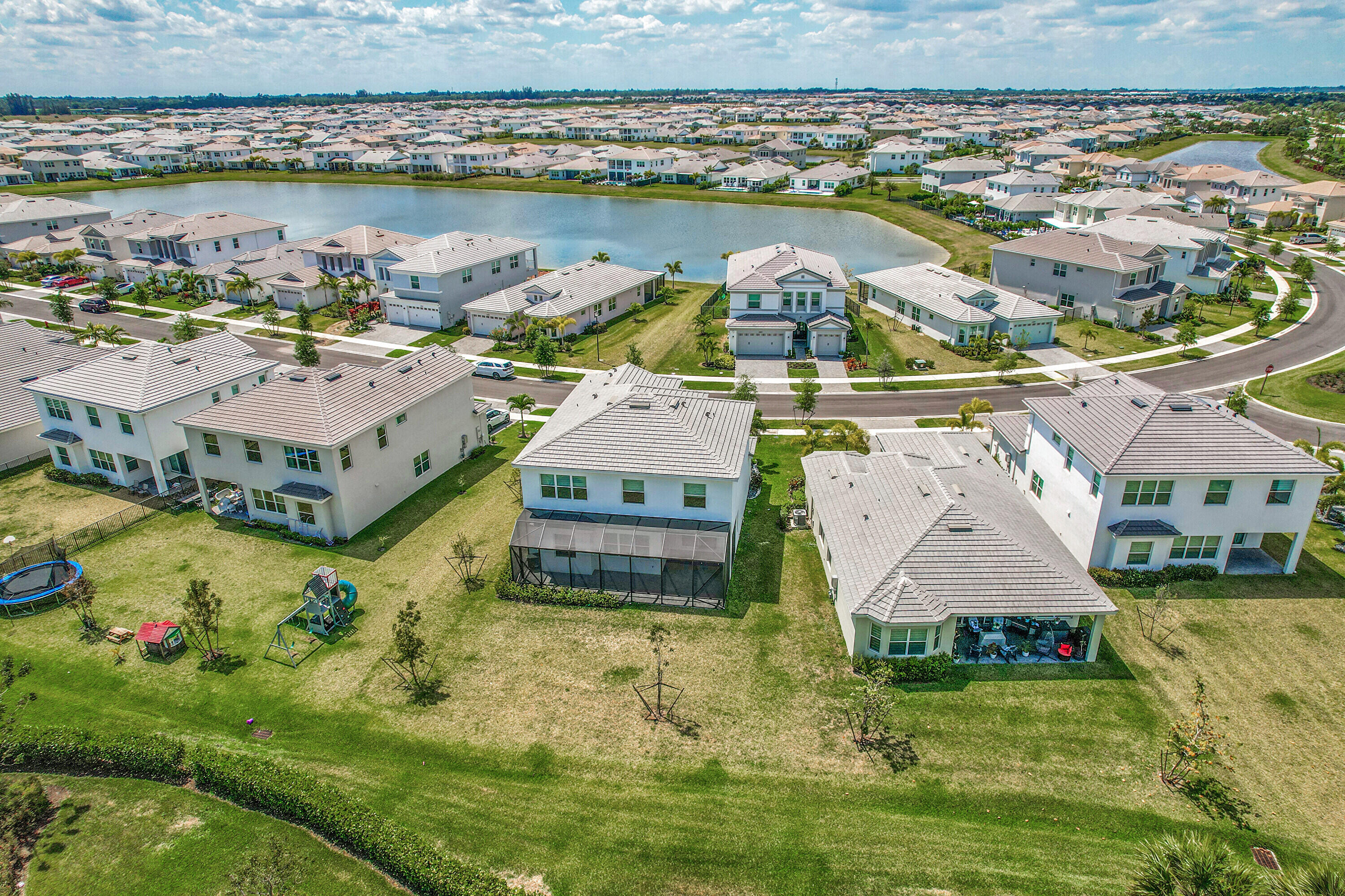 5452 Macoon Way