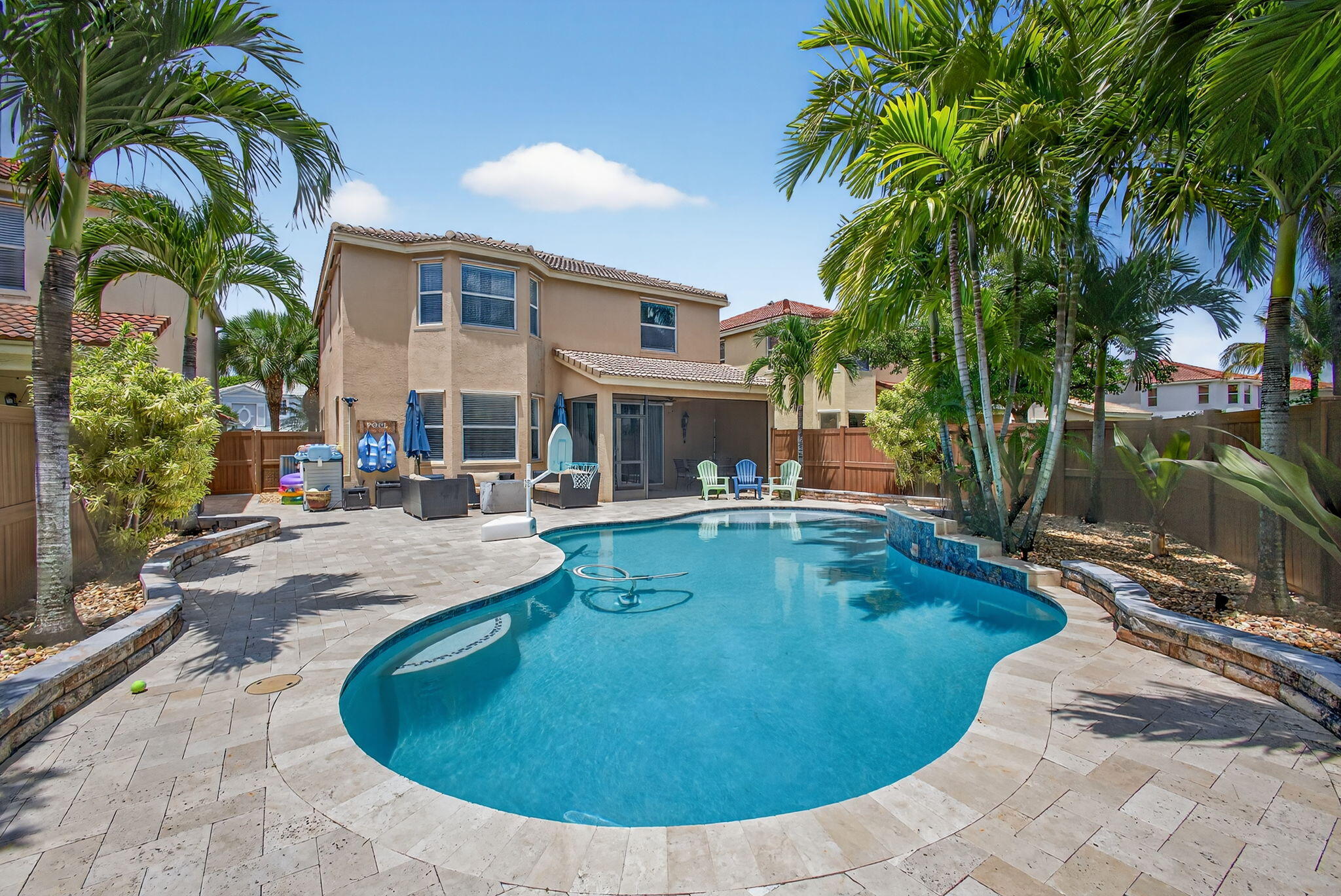 9196 Dupont Place