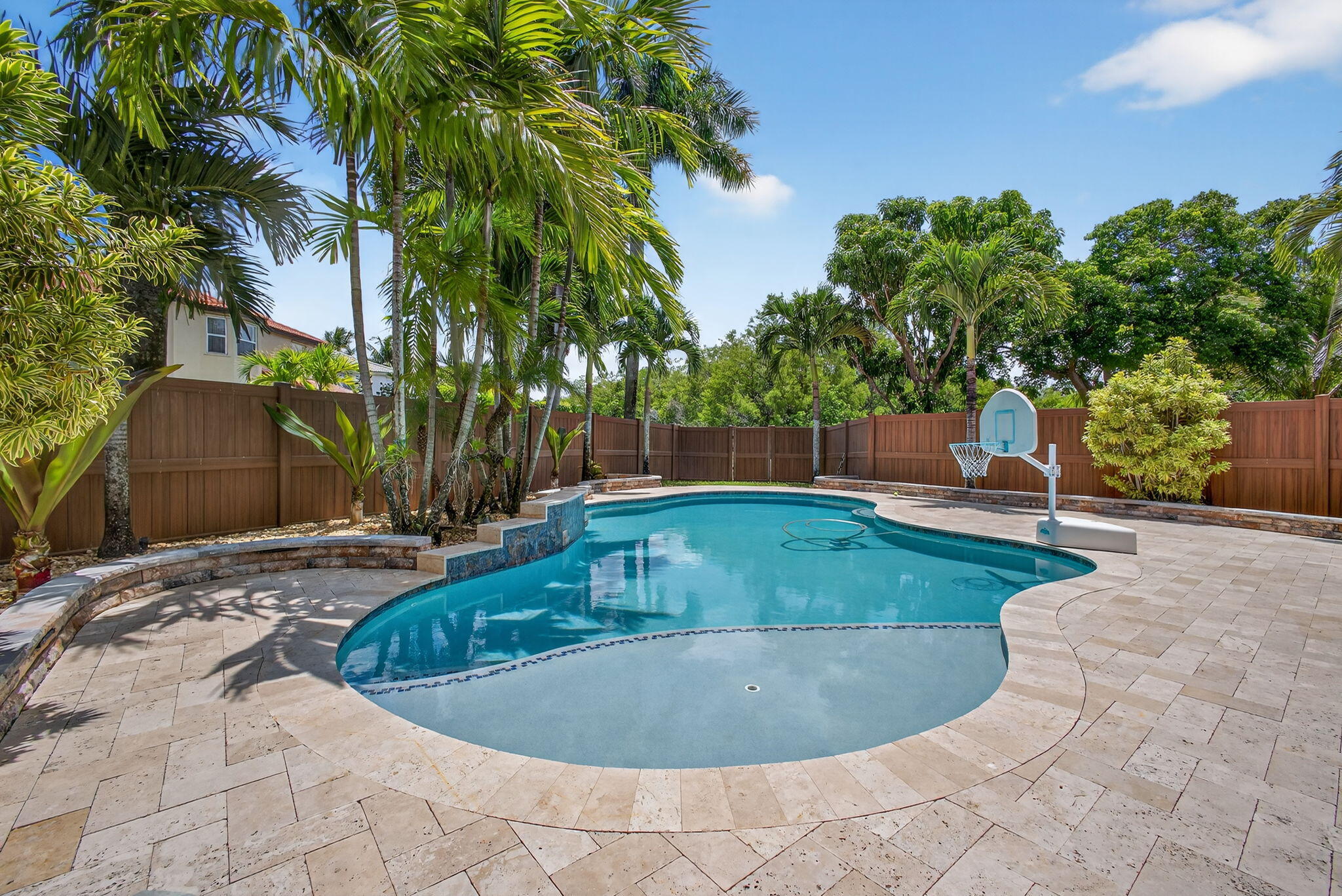 9196 Dupont Place