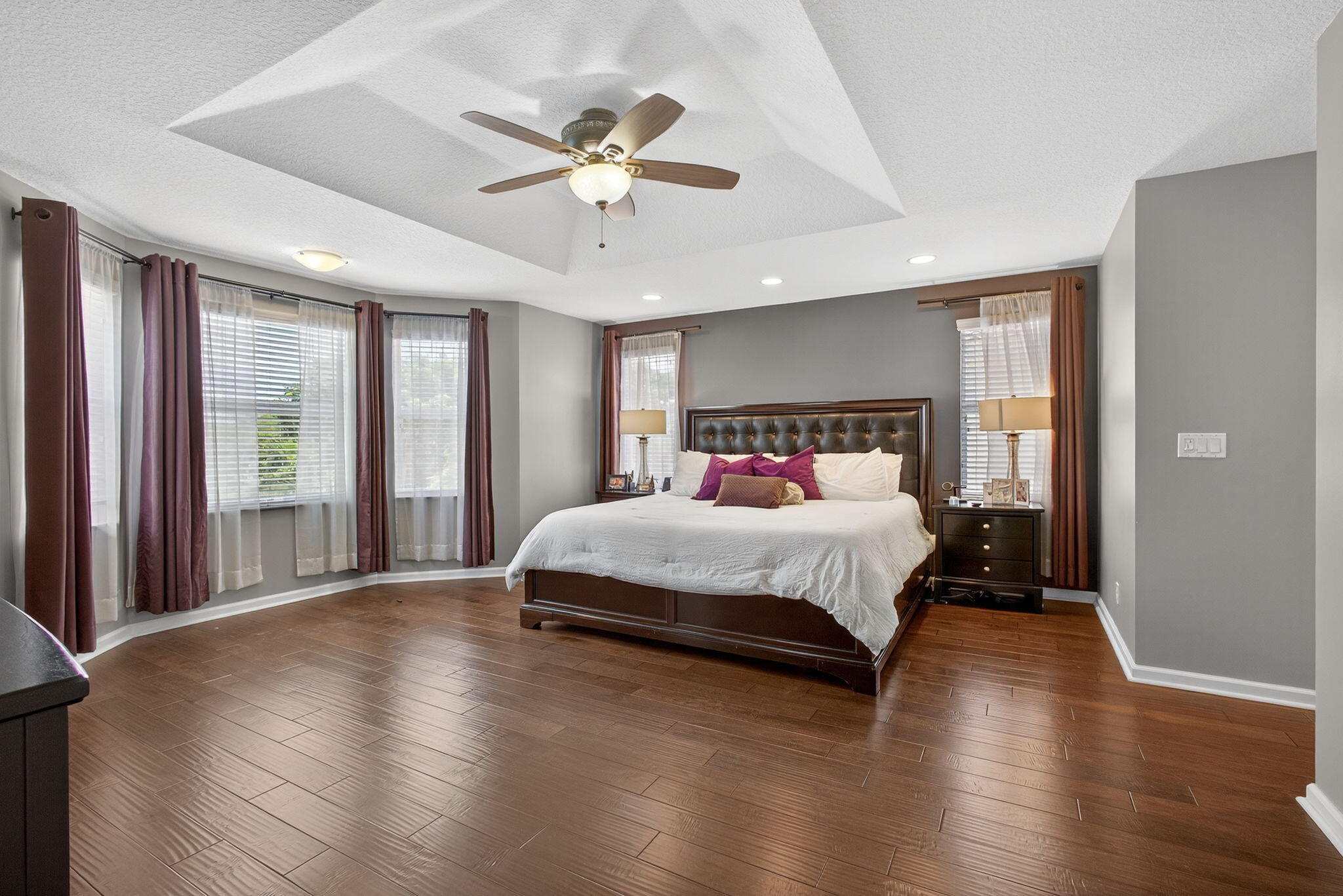 9196 Dupont Place