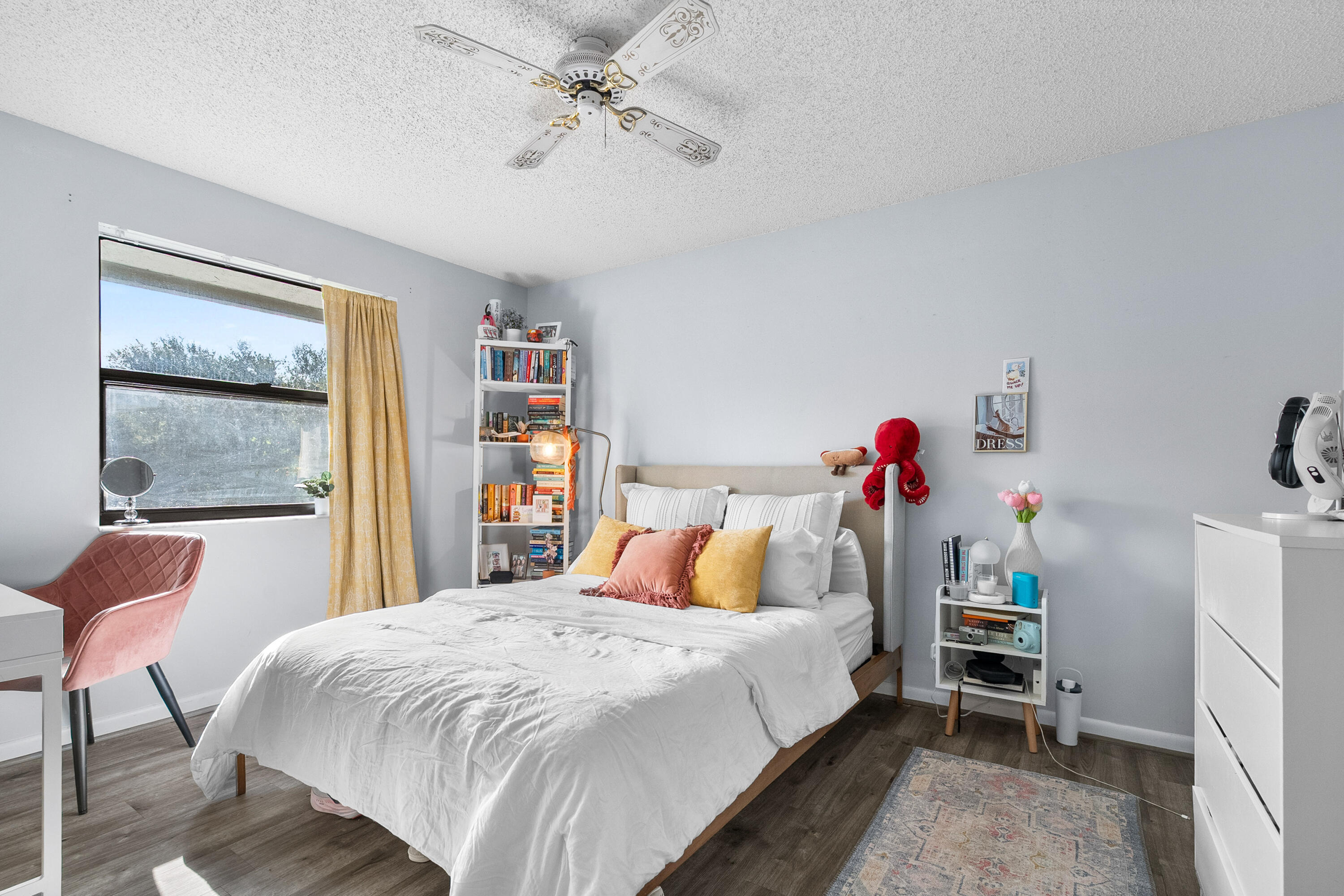 1250 SE Parkview Place C10