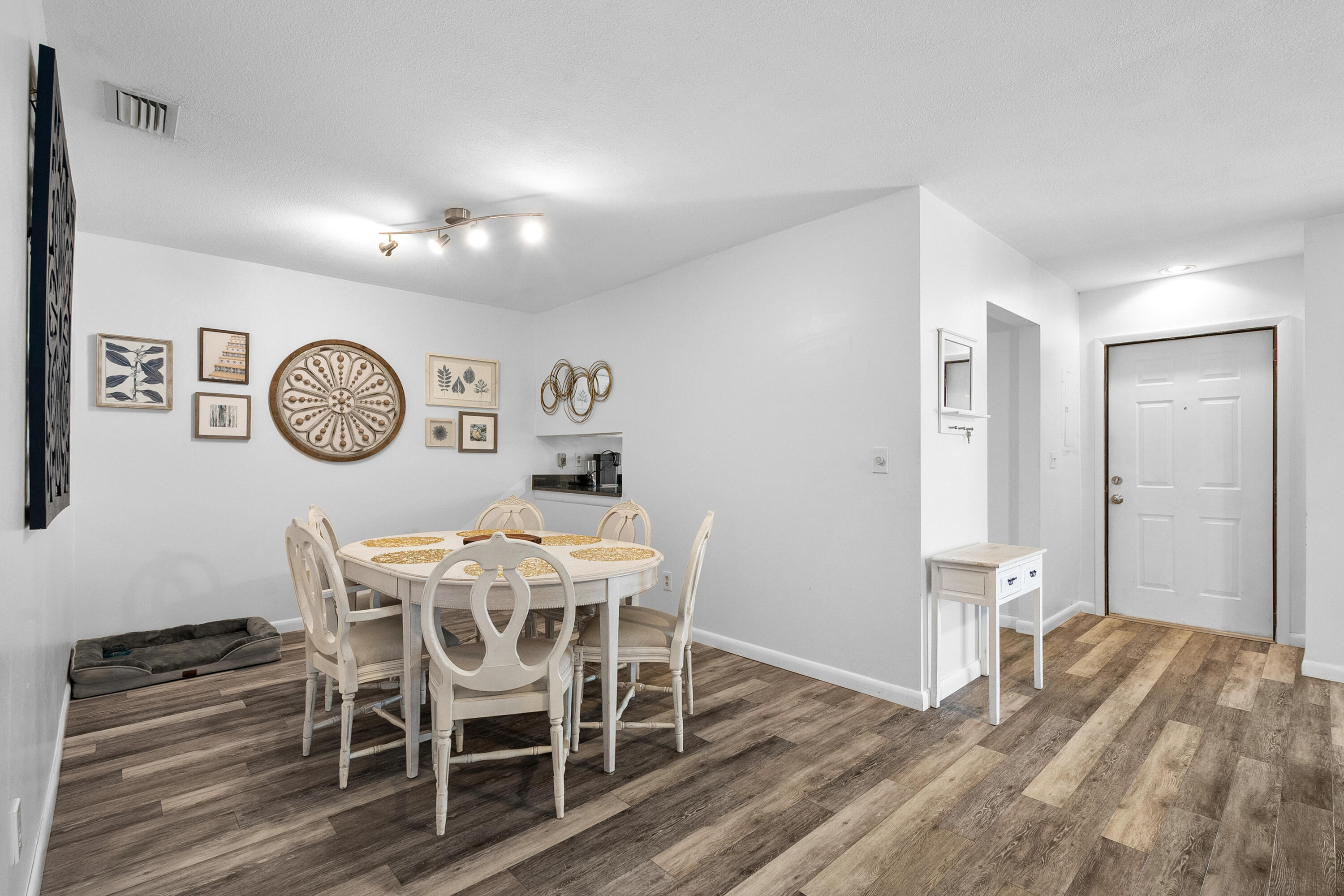 1250 SE Parkview Place C10