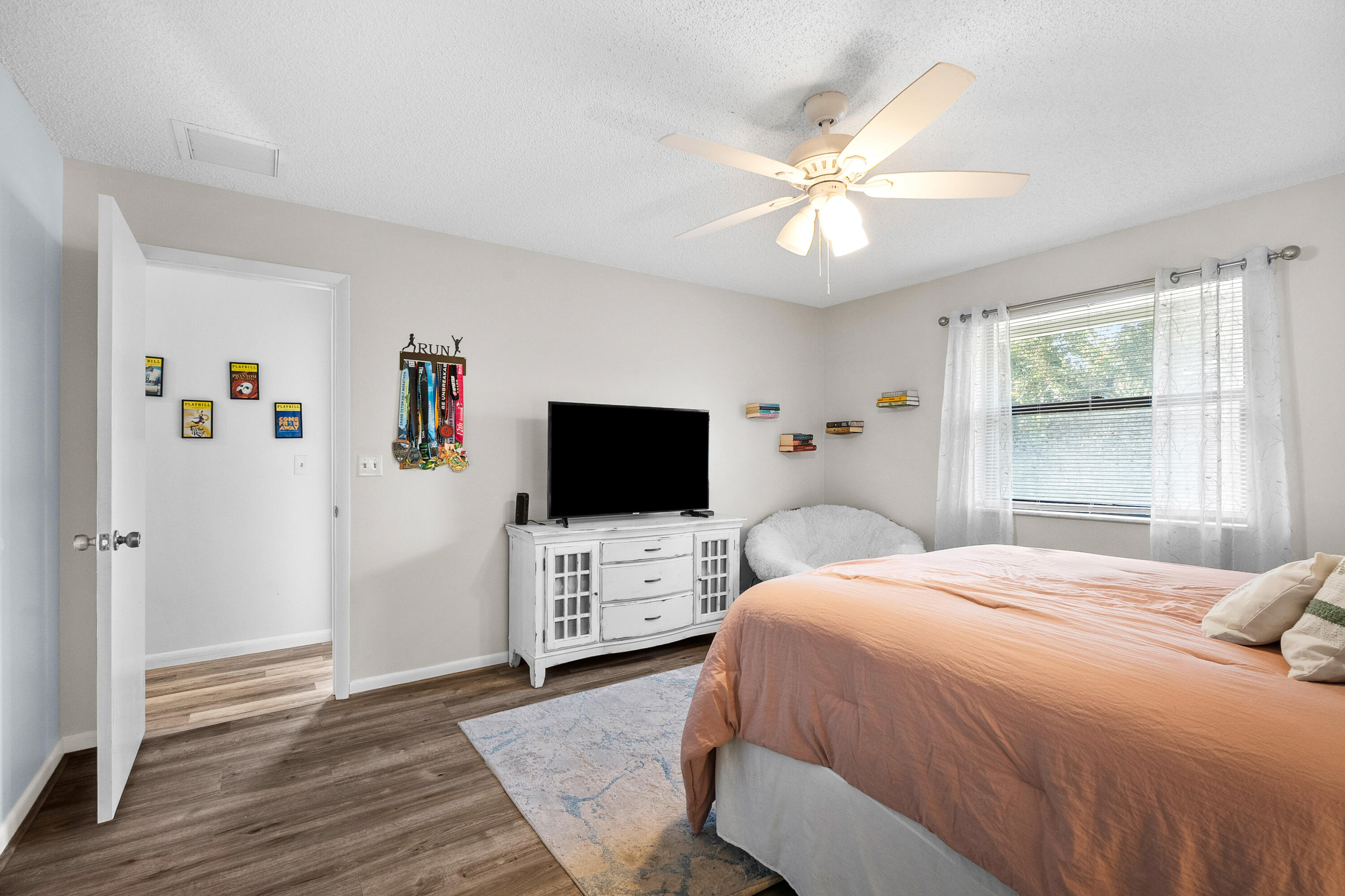 1250 SE Parkview Place C10