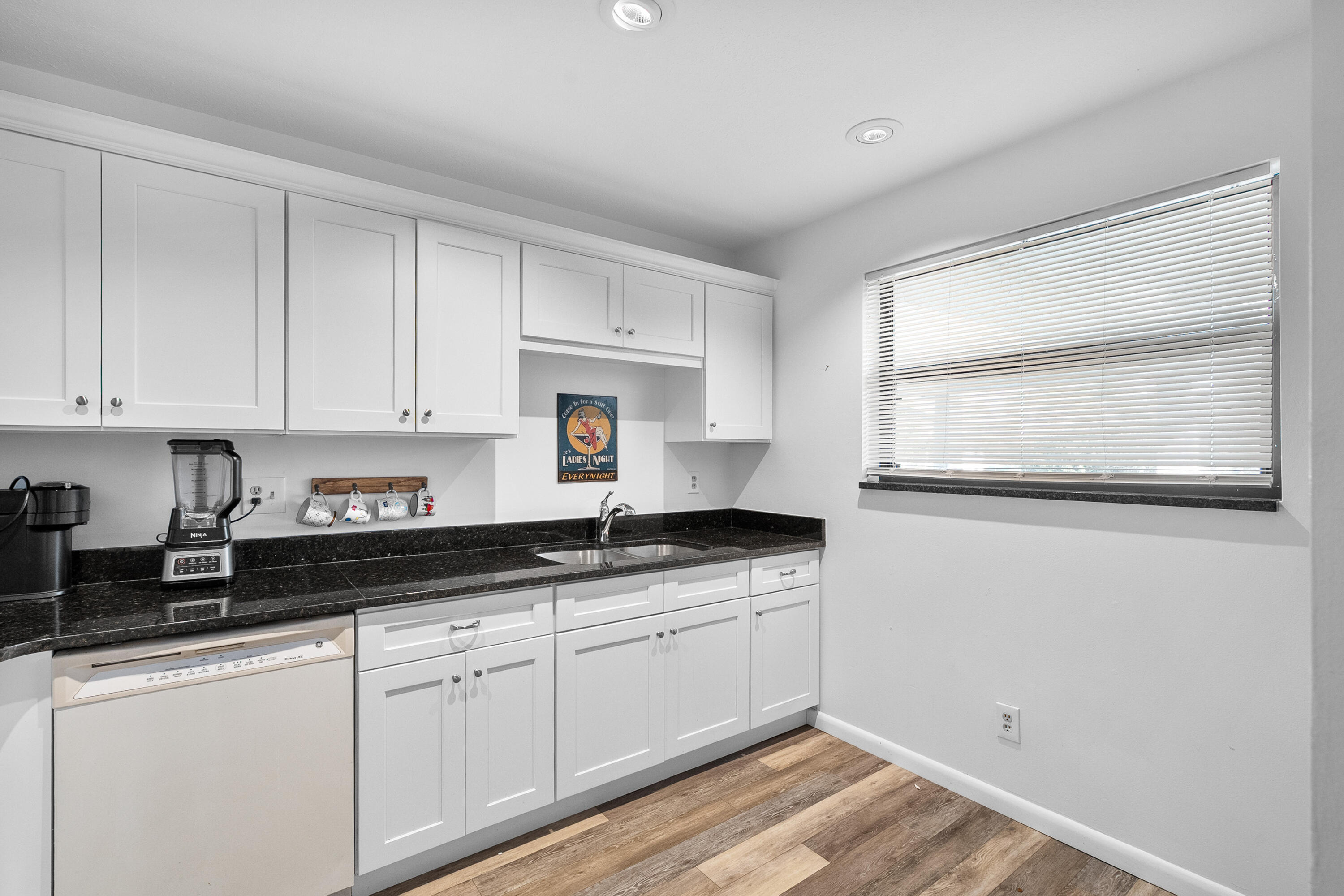 1250 SE Parkview Place C10