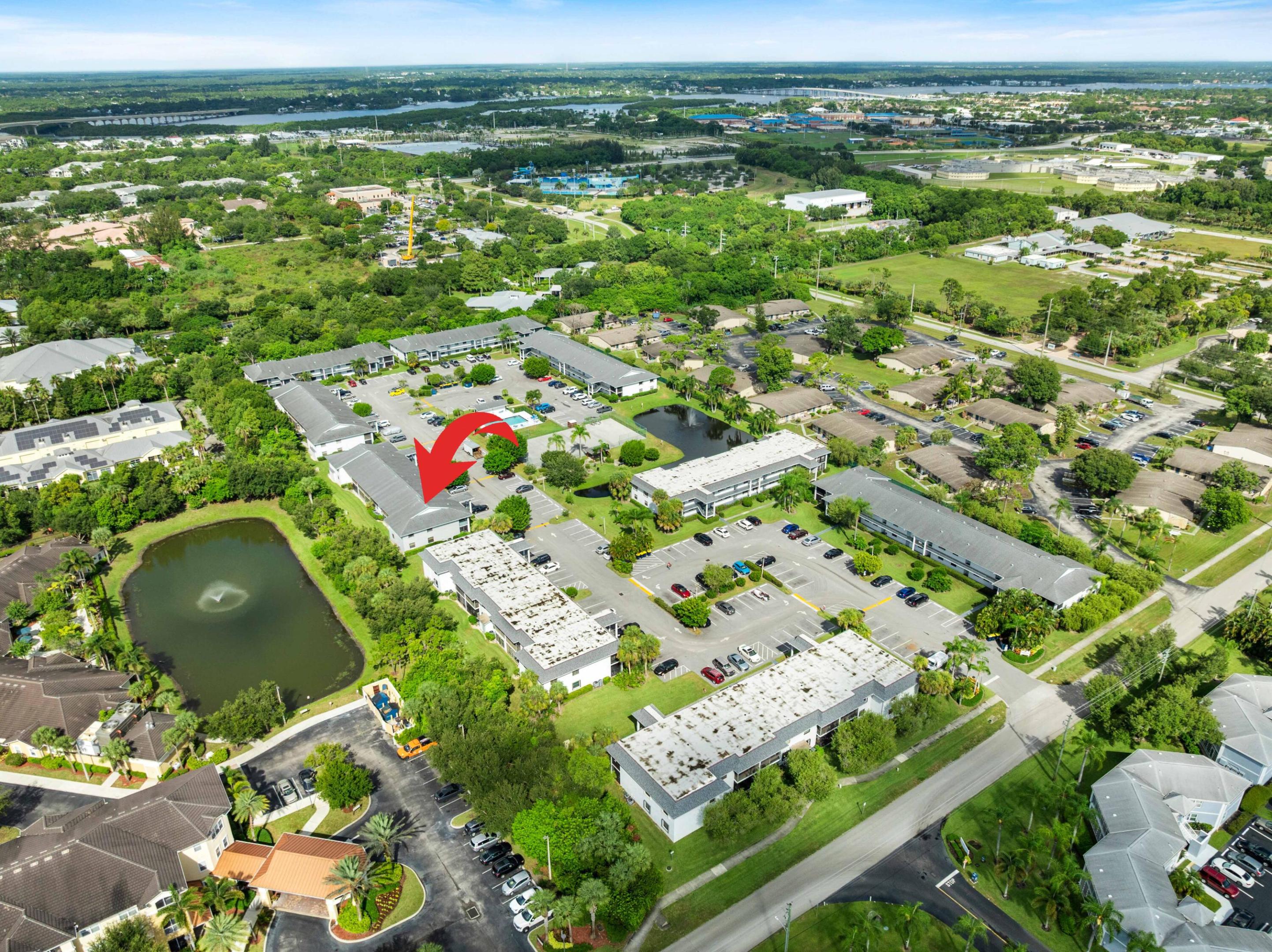 1250 SE Parkview Place C10